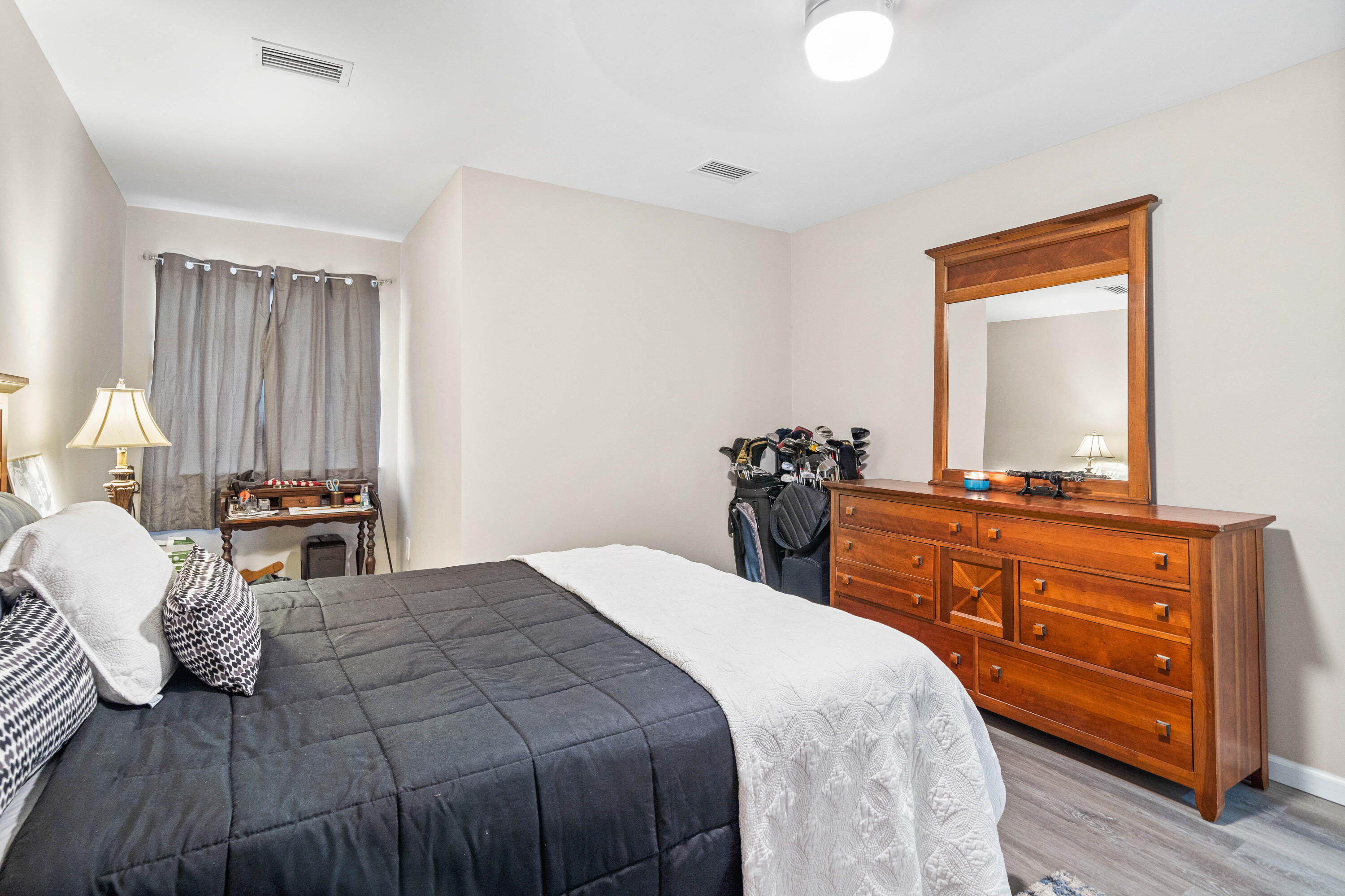 WINSTON MANOR T/H - Residential