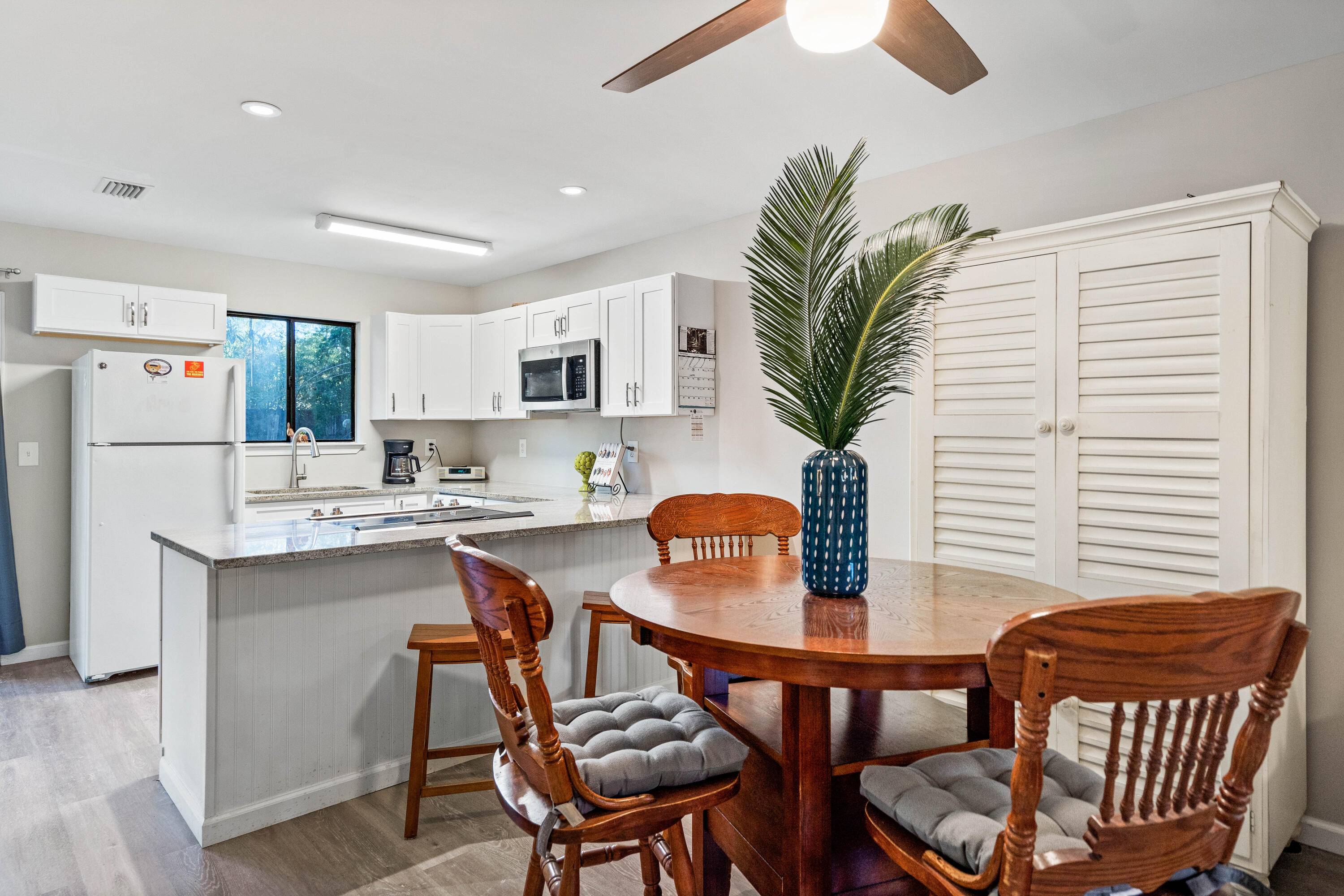 WINSTON MANOR T/H - Residential