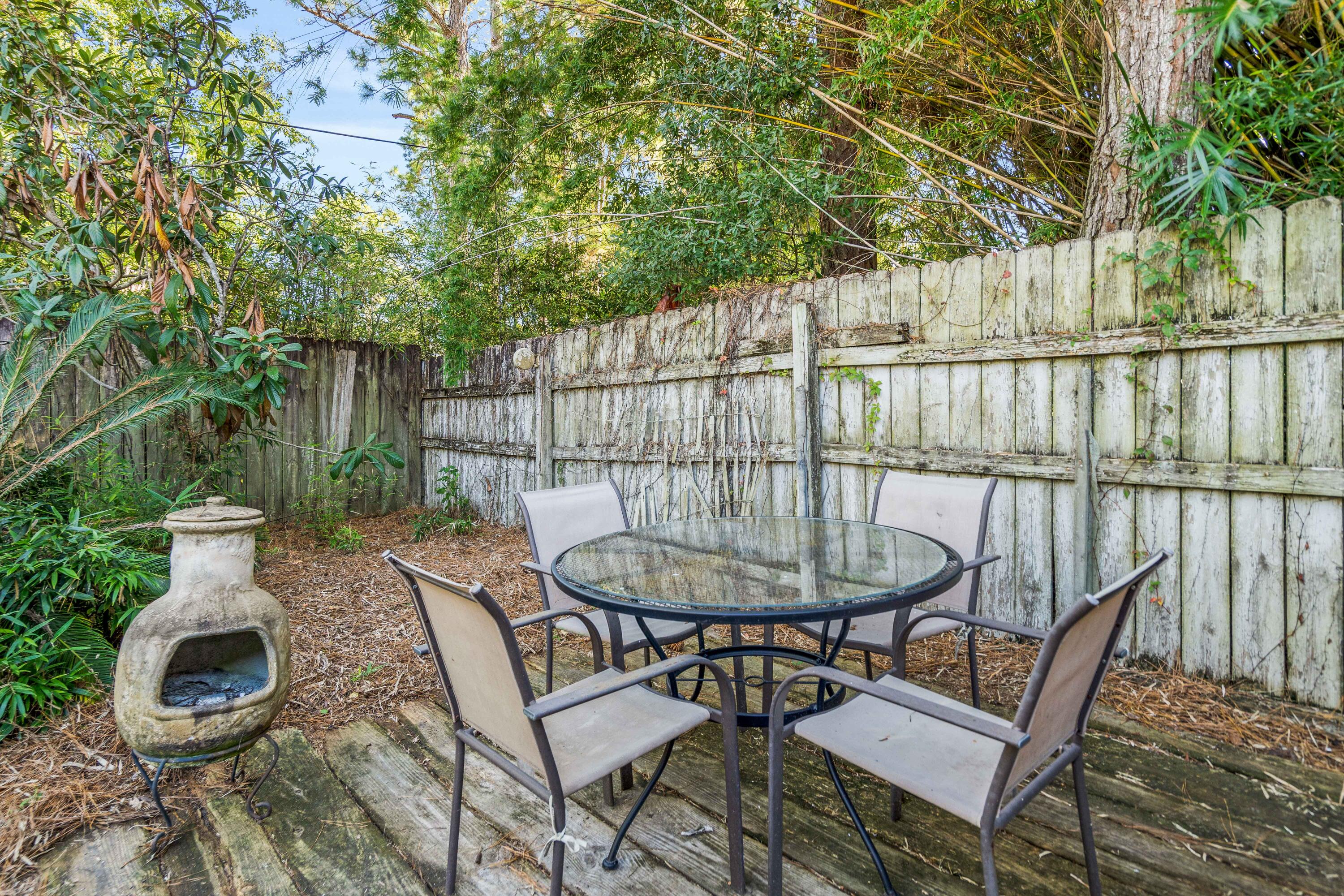 WINSTON MANOR T/H - Residential