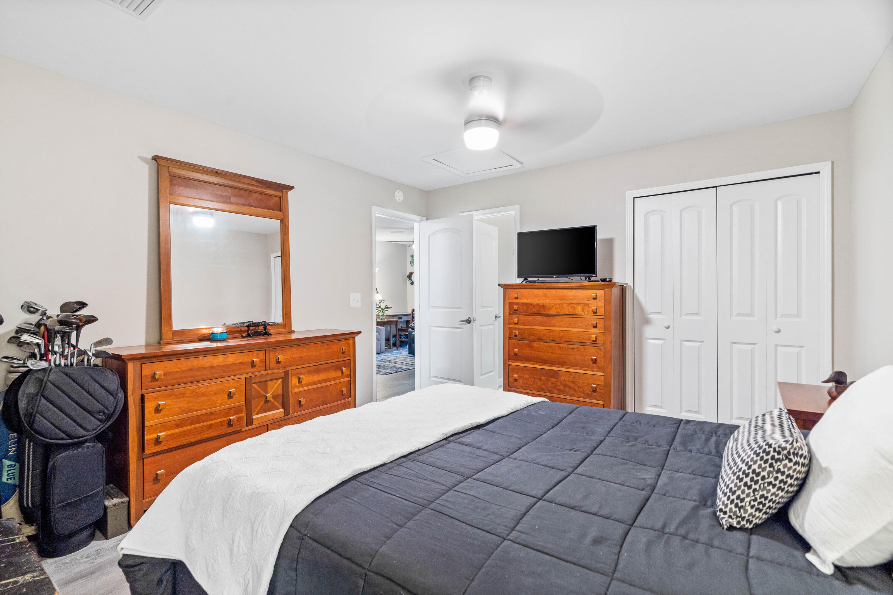 WINSTON MANOR T/H - Residential