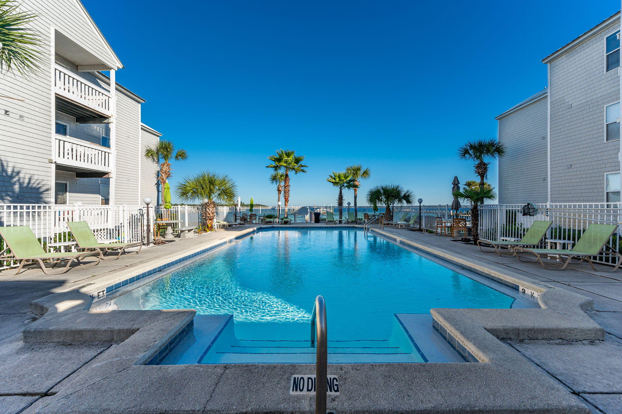 HERMITAGE CONDOMINIUM - Residential