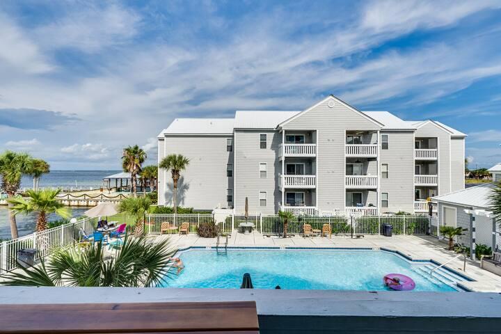 HERMITAGE CONDOMINIUM - Residential