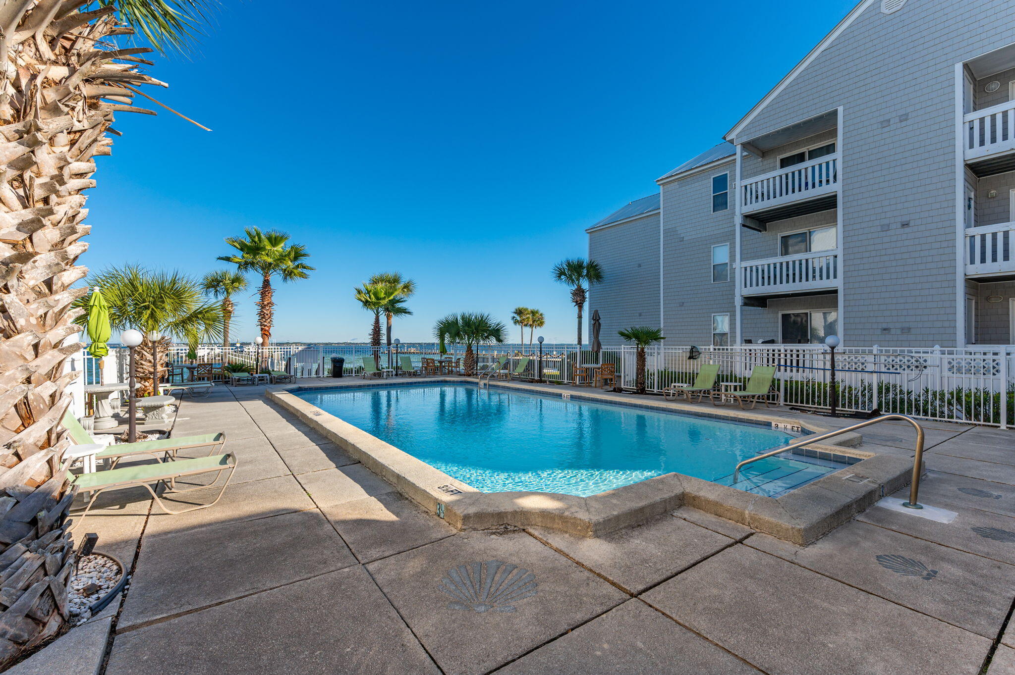 HERMITAGE CONDOMINIUM - Residential