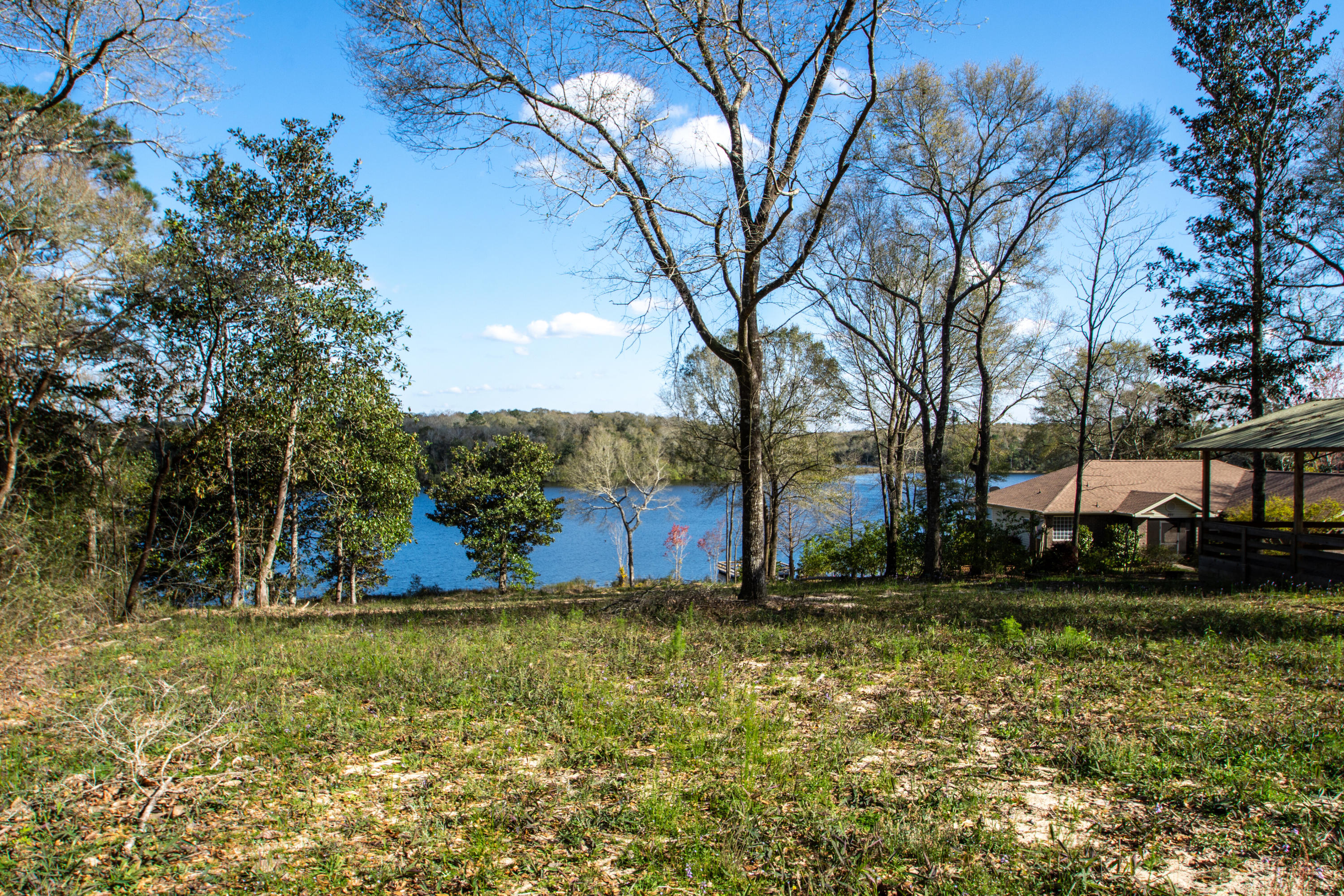 LAKE HOLLEY ESTATES - Land