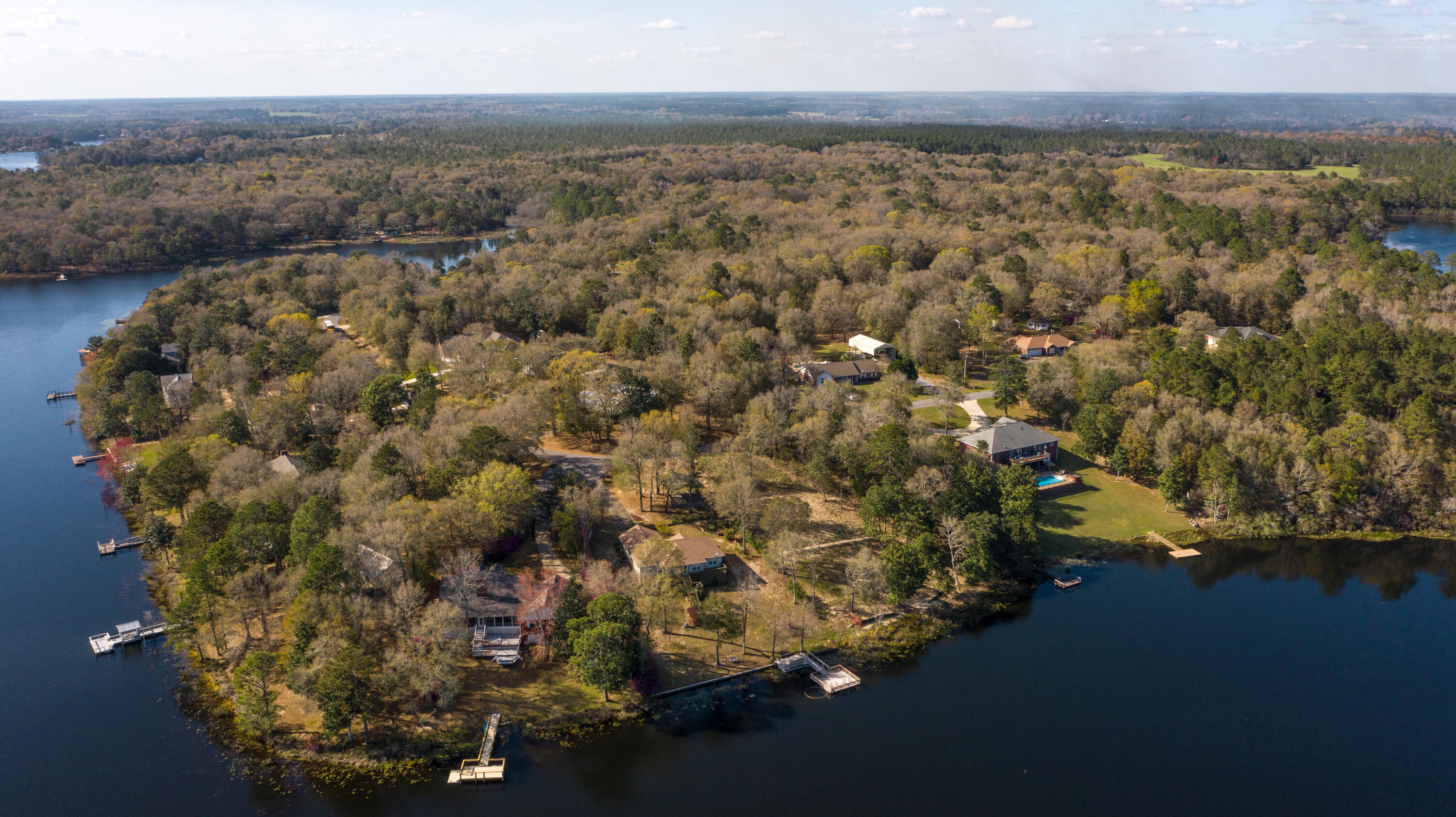 LAKE HOLLEY ESTATES - Land