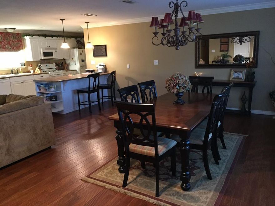 ENTERED FOR COMP PURPOSES ONLY. 4 bedroom 2 bath home completely renovated in 2010. Metal roof, engineered hardwood floors, tile in bathrooms.