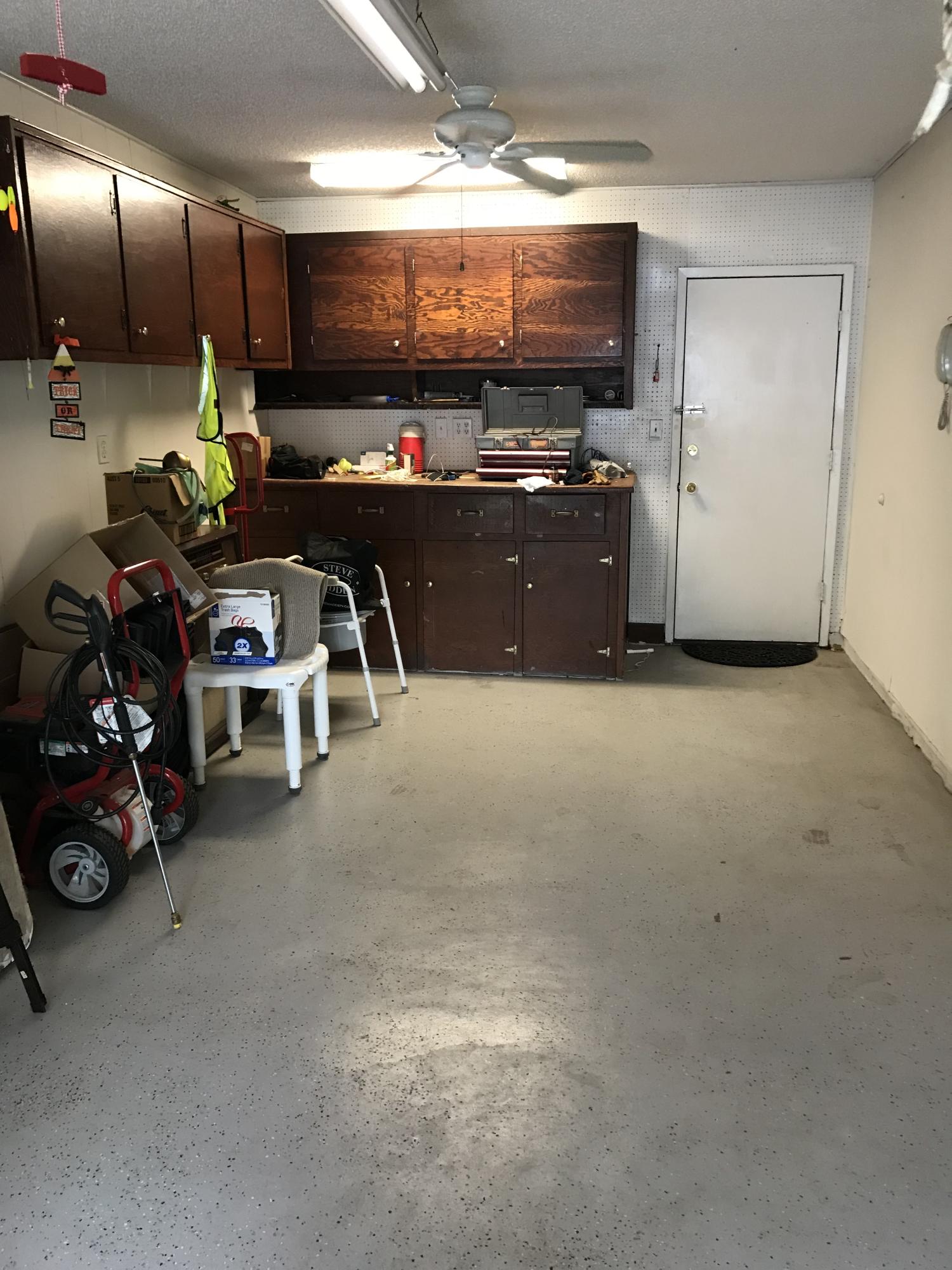 VALPARAISO PINECREST 2 - Residential Lease