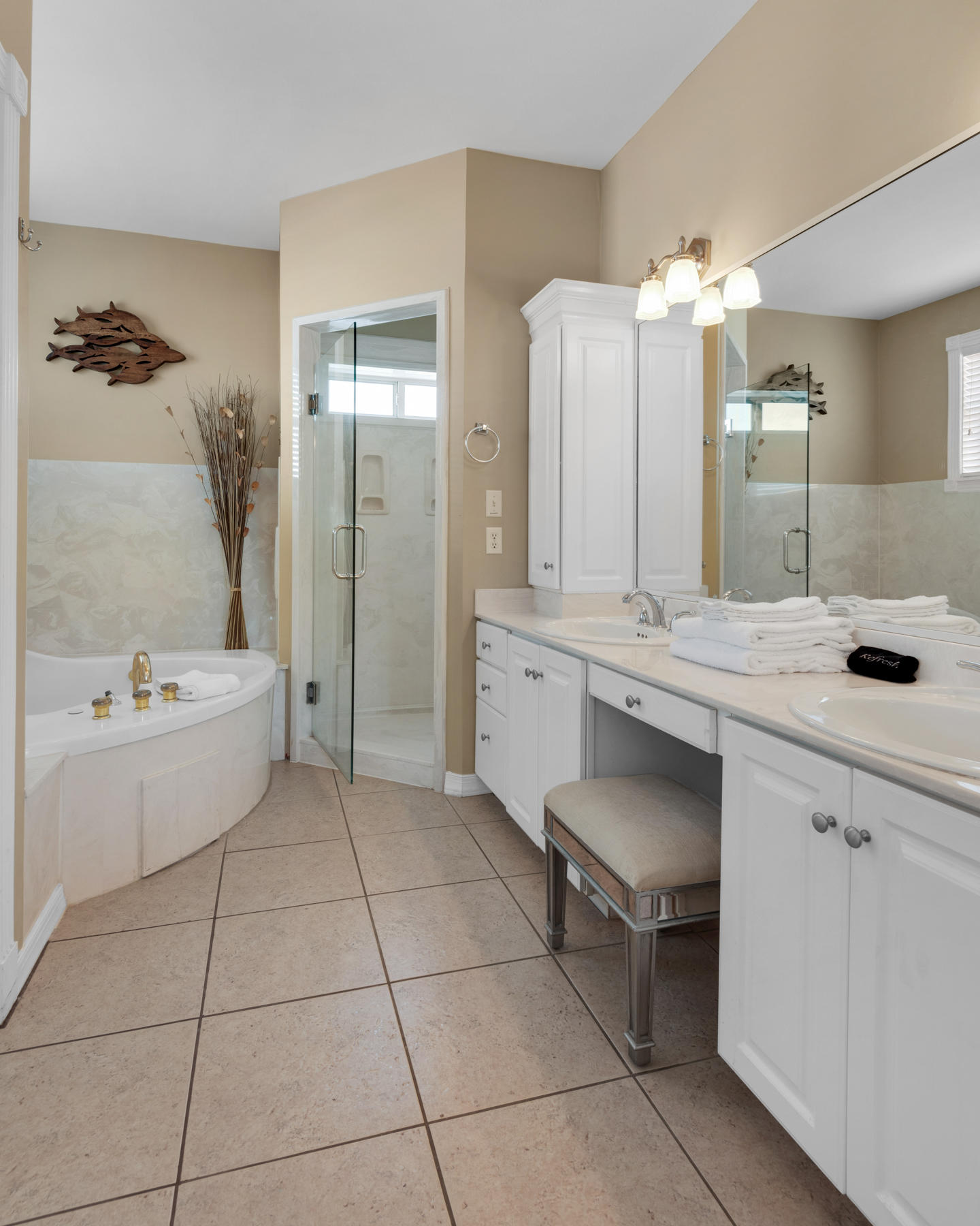 CRYSTAL SHORES - Residential
