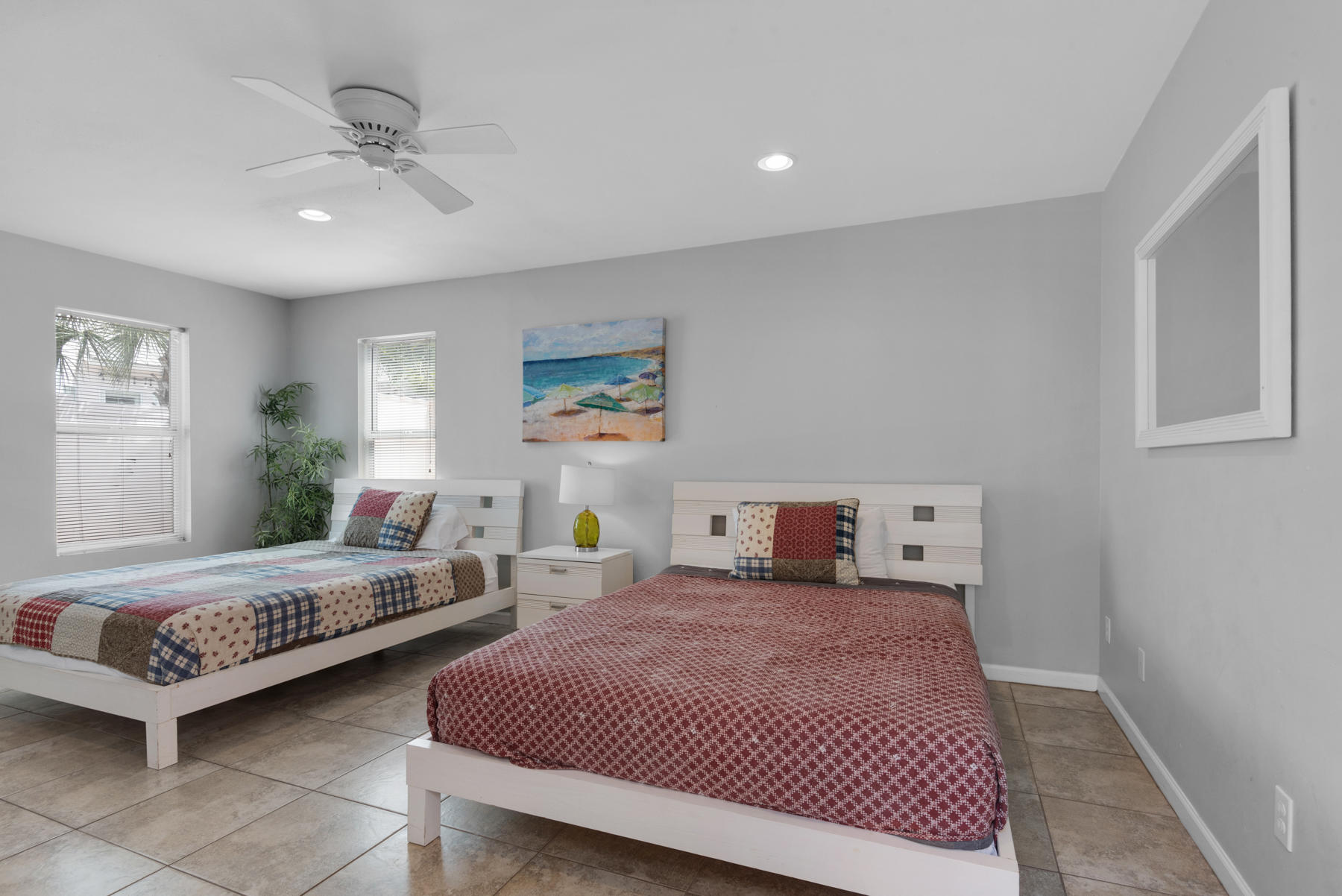 CRYSTAL SHORES - Residential