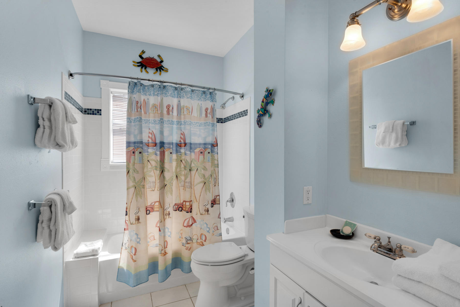 CRYSTAL SHORES - Residential