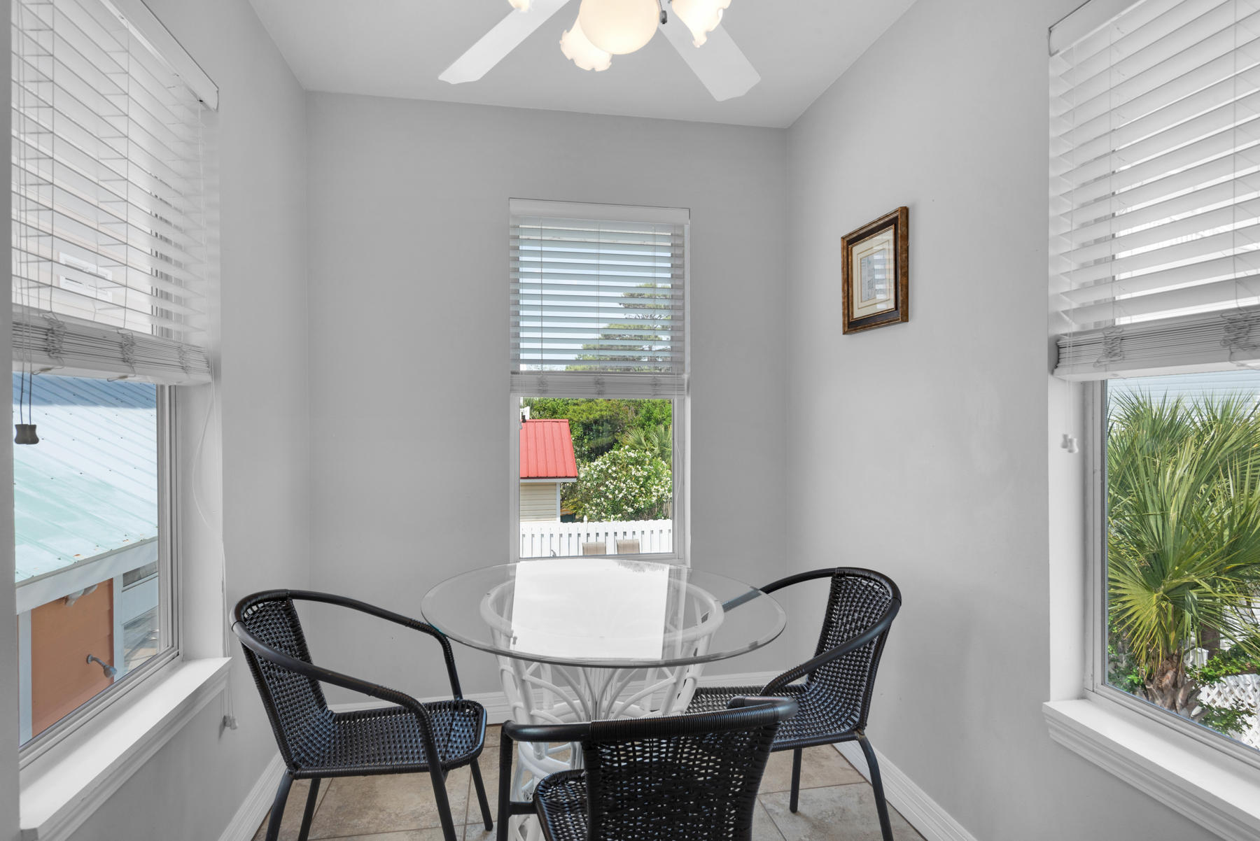 CRYSTAL SHORES - Residential