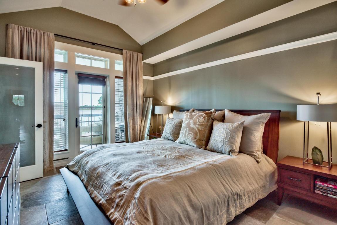 WILD HERON LAKESIDE LODGE - Residential