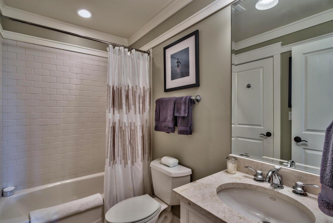 WILD HERON LAKESIDE LODGE - Residential