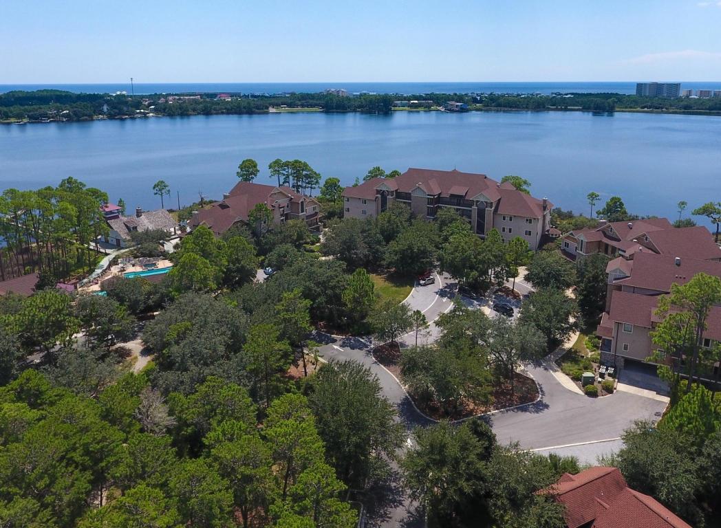 WILD HERON LAKESIDE LODGE - Residential