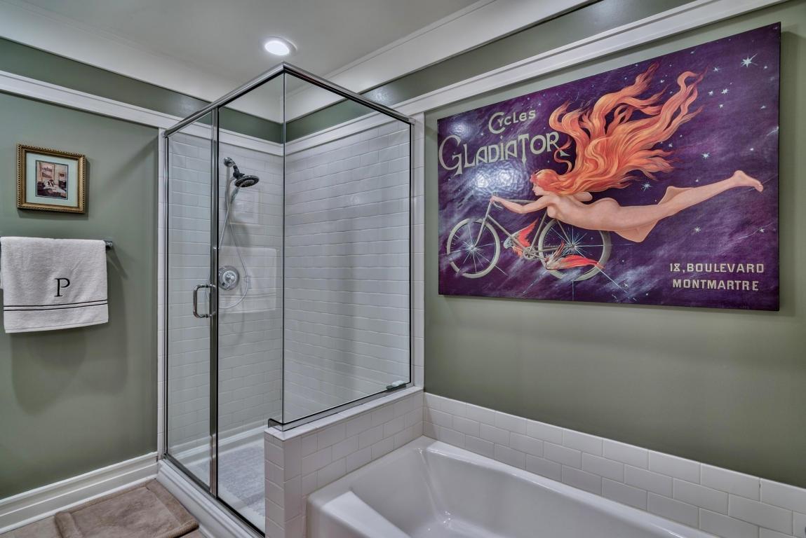 WILD HERON LAKESIDE LODGE - Residential