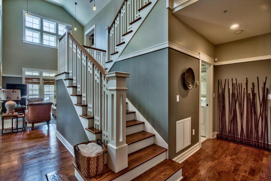 WILD HERON LAKESIDE LODGE - Residential