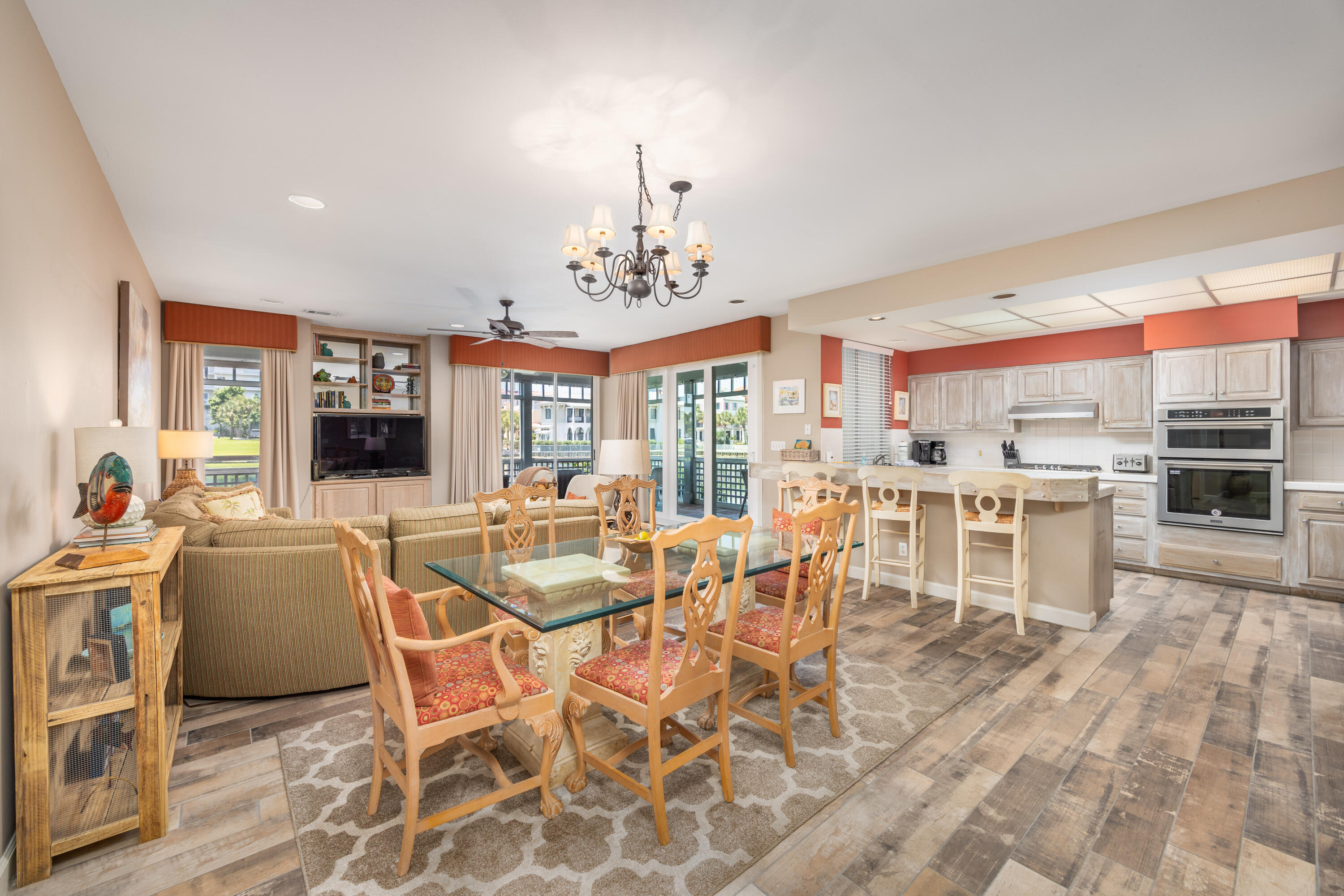 HIDDEN DUNES BEACH VILLAS - Residential