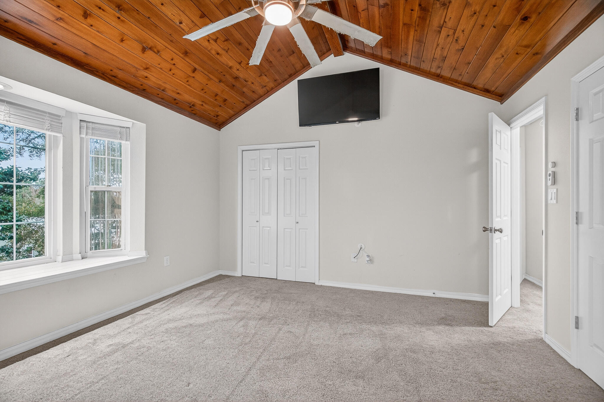 CREEKSIDE PH IV LOT 60 BLK C - Residential