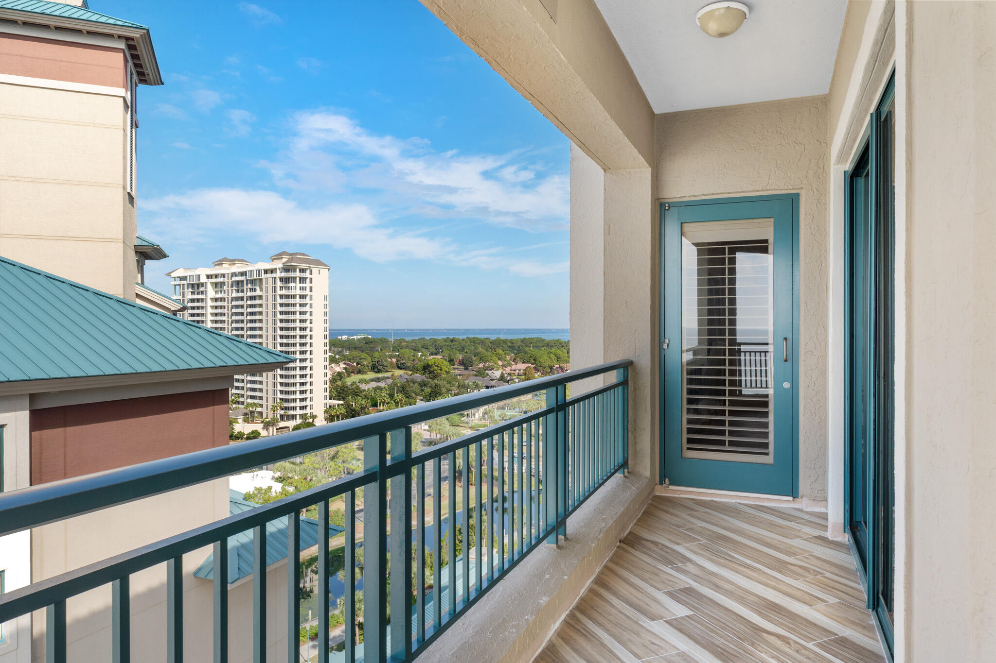 SOUTHWINDS I - Residential