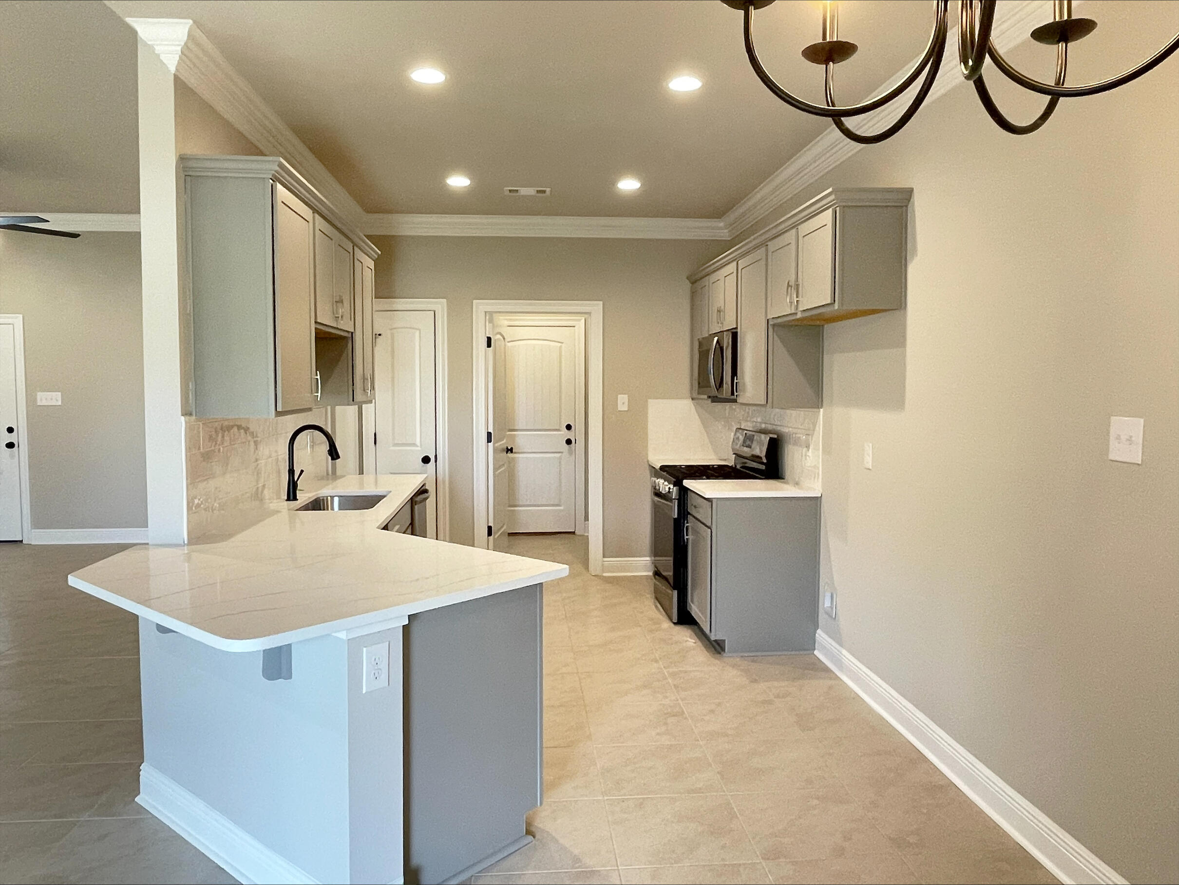 THE BLUFFS AT LAFAYETTE - Residential