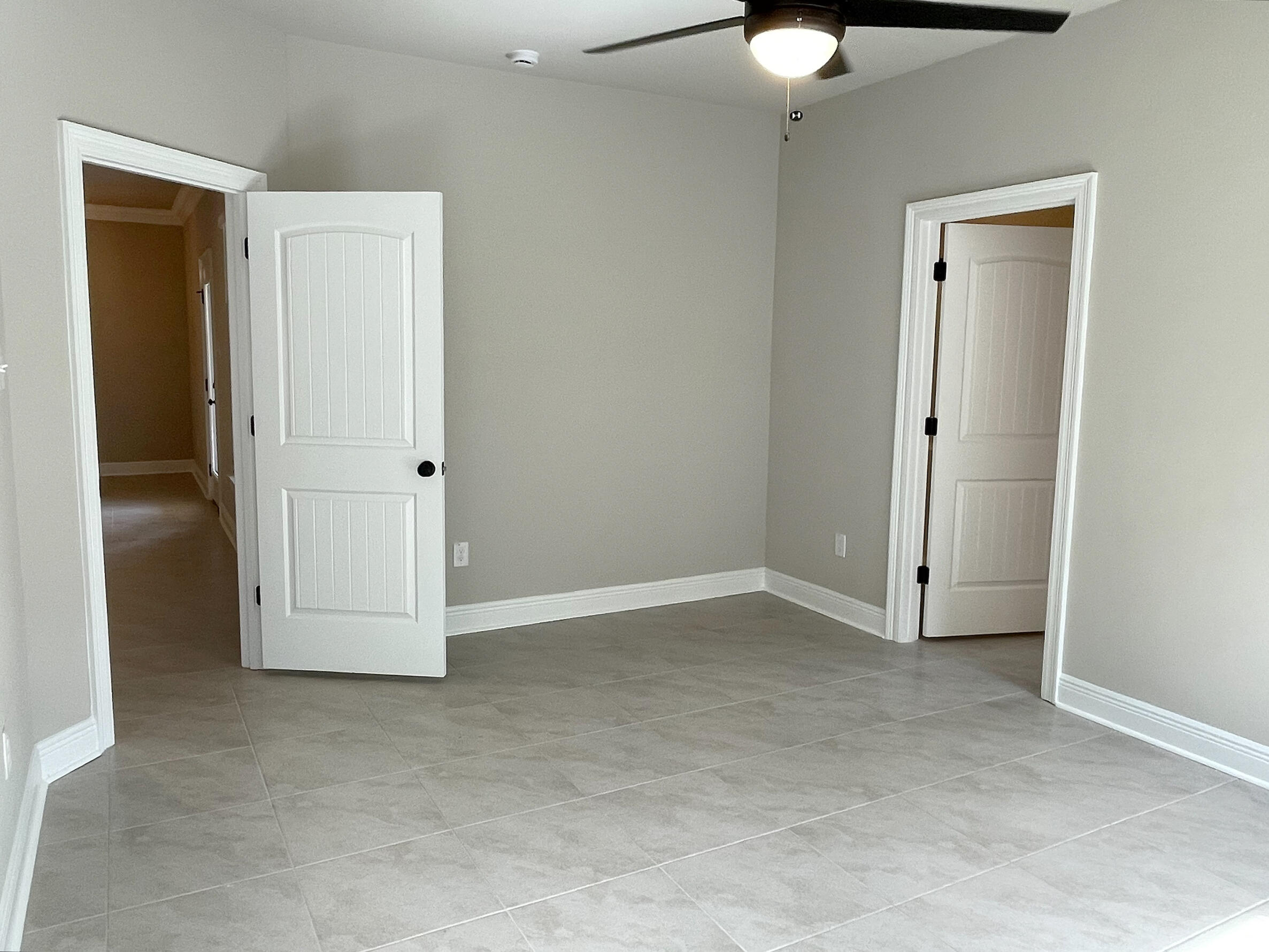 THE BLUFFS AT LAFAYETTE - Residential