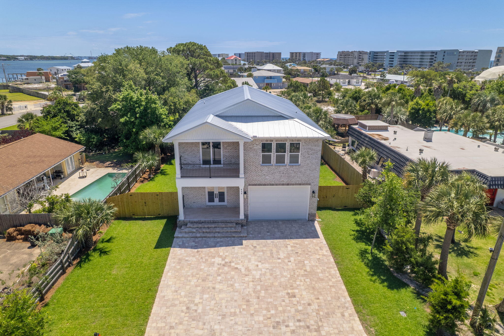 SANTA ROSA ISLAND - Residential