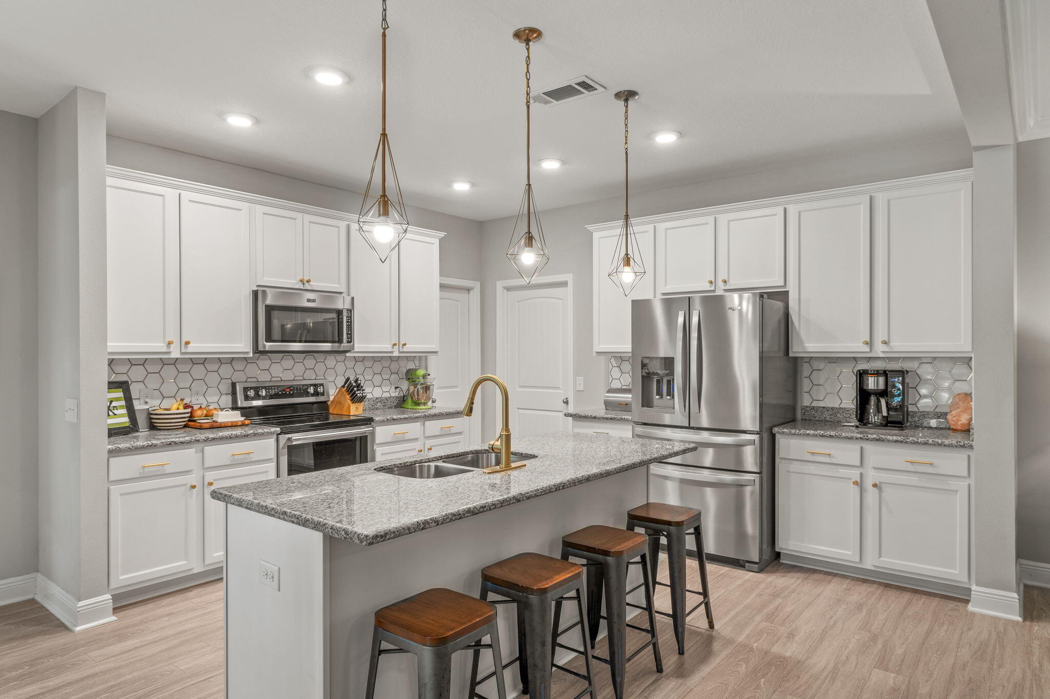 HOLLEY BY THE SEA - Residential