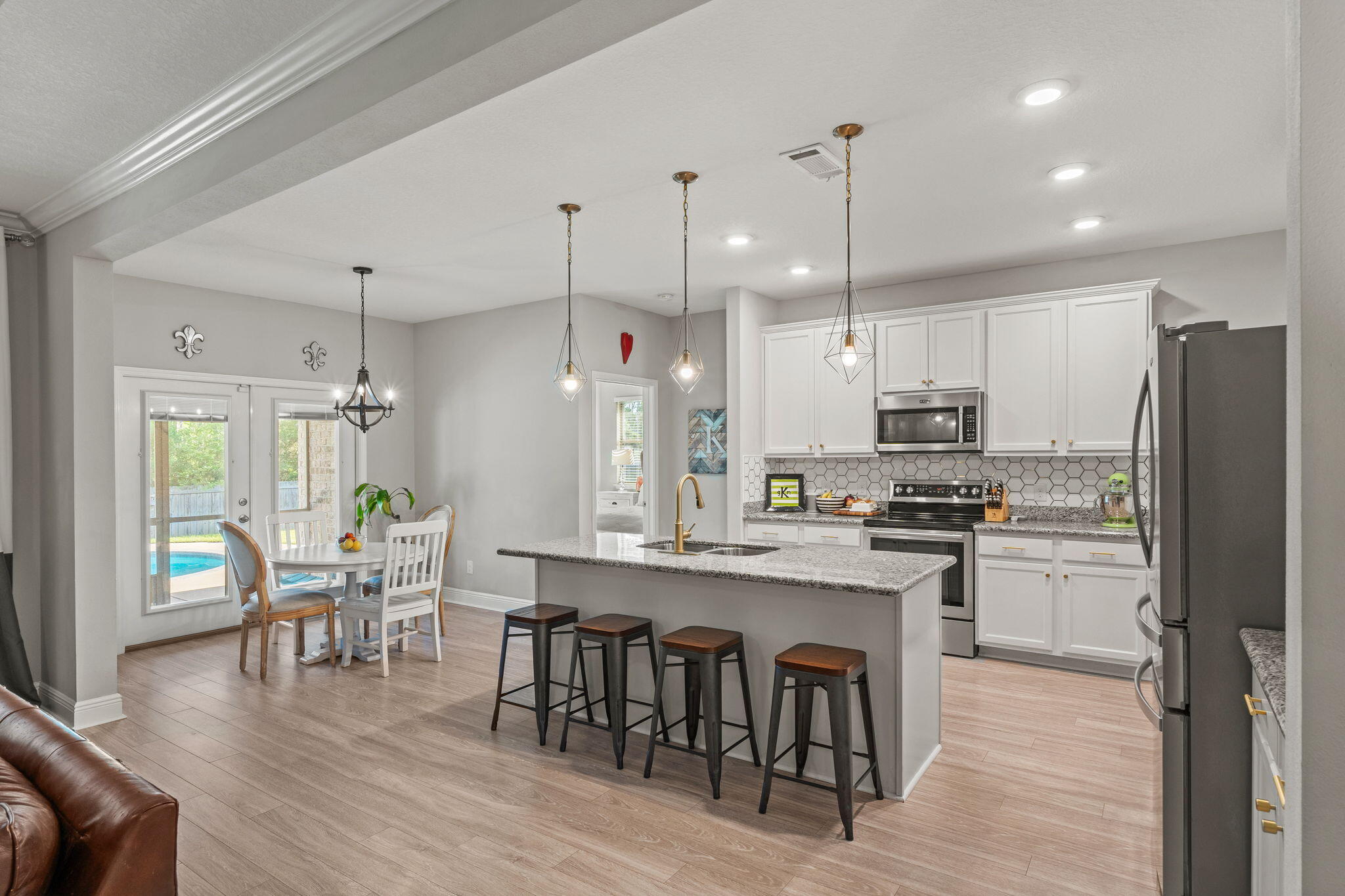 HOLLEY BY THE SEA - Residential