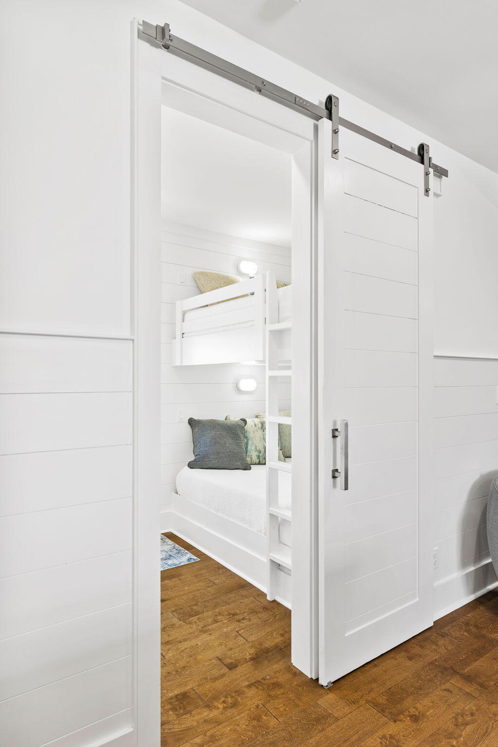 DALTON UNREC - Residential