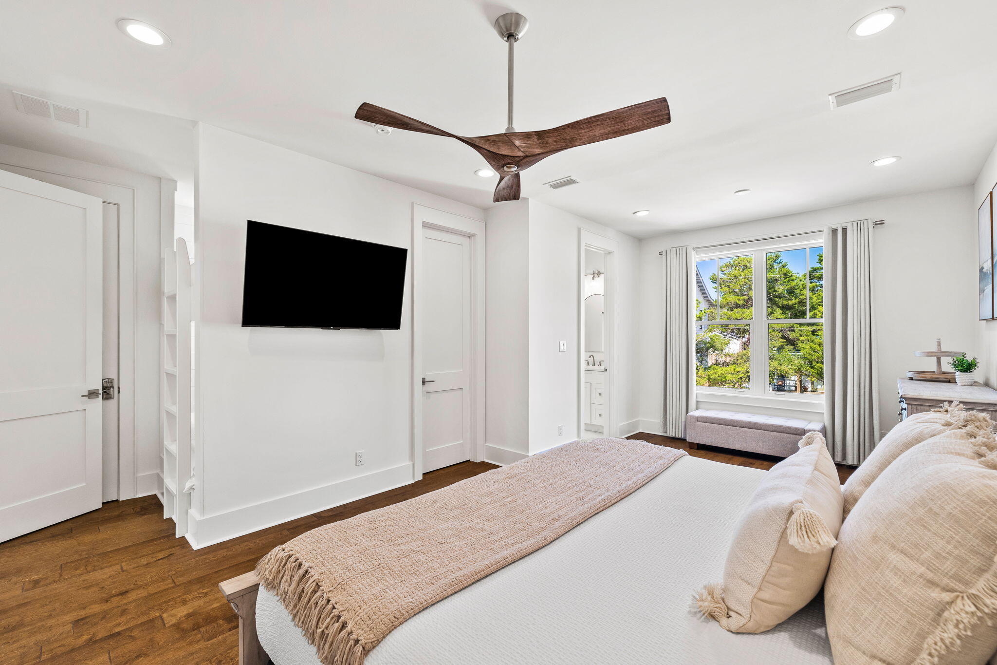 DALTON UNREC - Residential