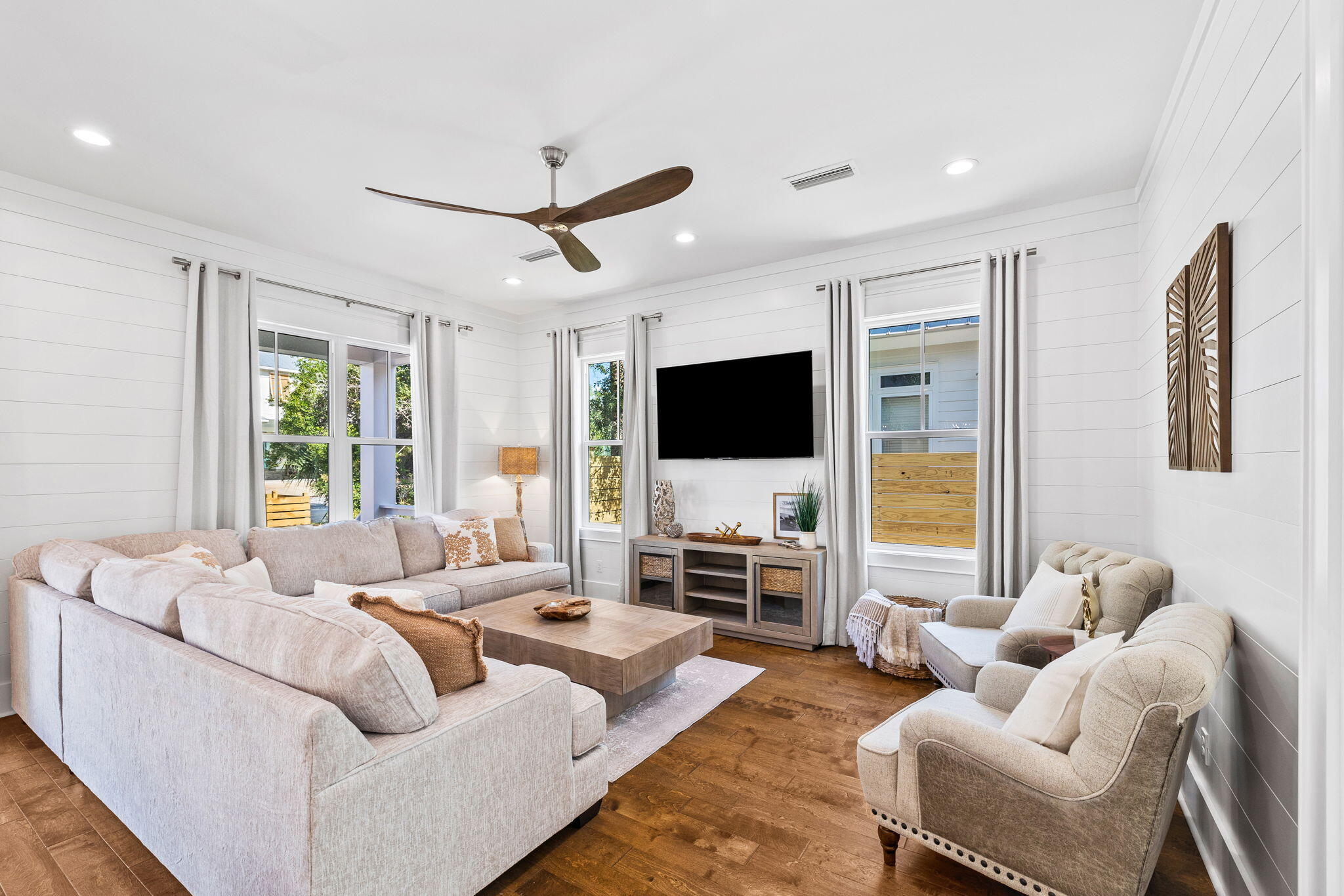 DALTON UNREC - Residential
