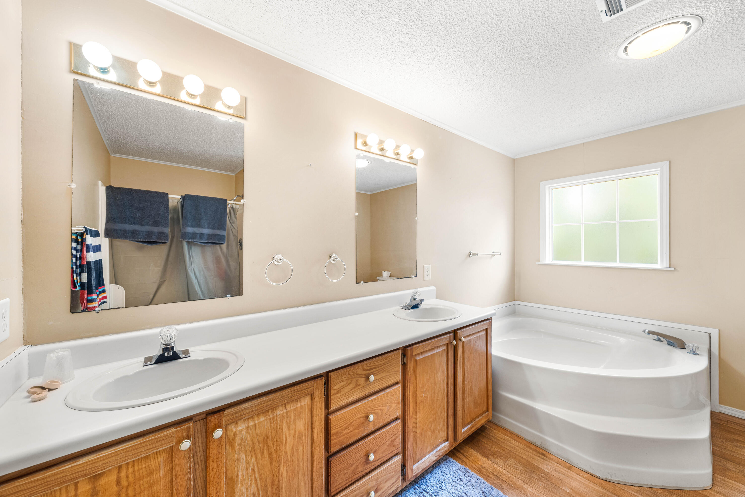 FOX DEN - Residential