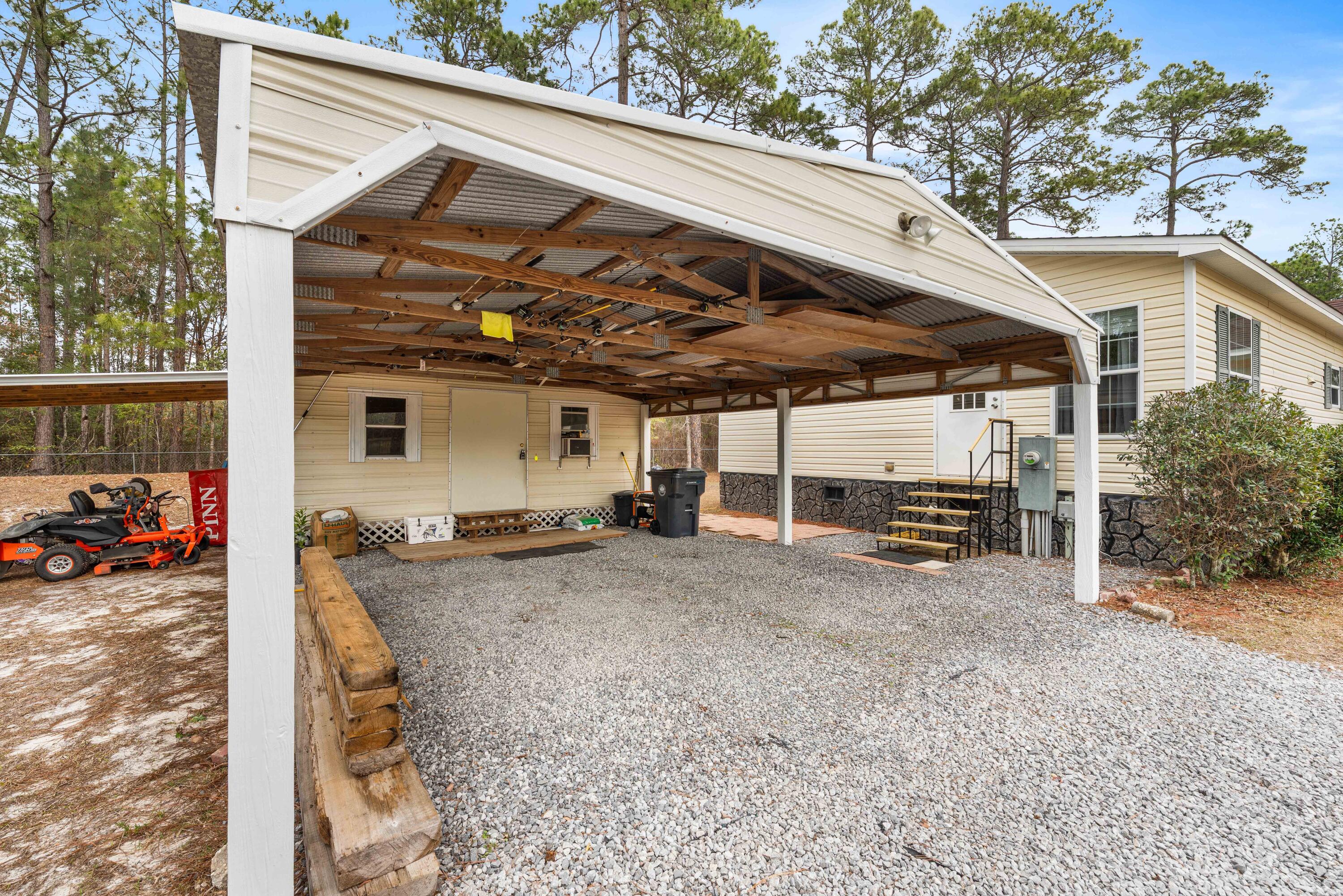 FOX DEN - Residential