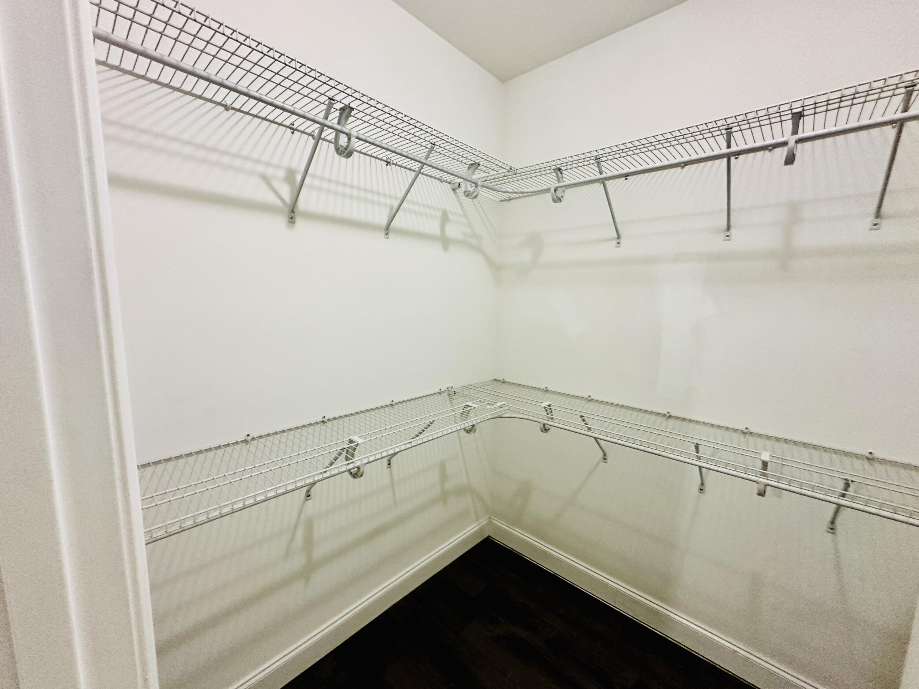 OAKLAND ADDN - Residential Lease