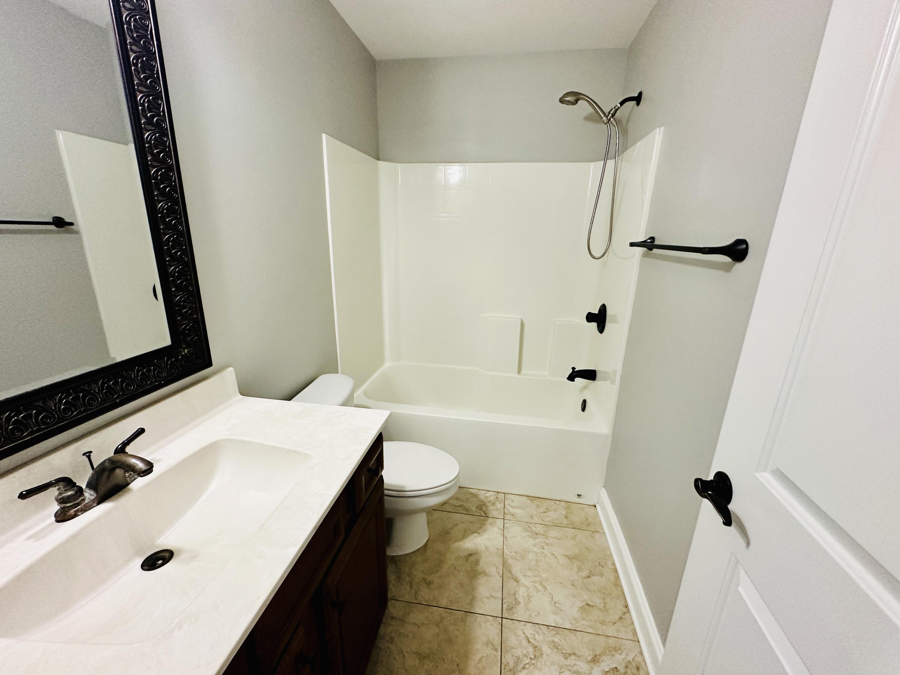 OAKLAND ADDN - Residential Lease