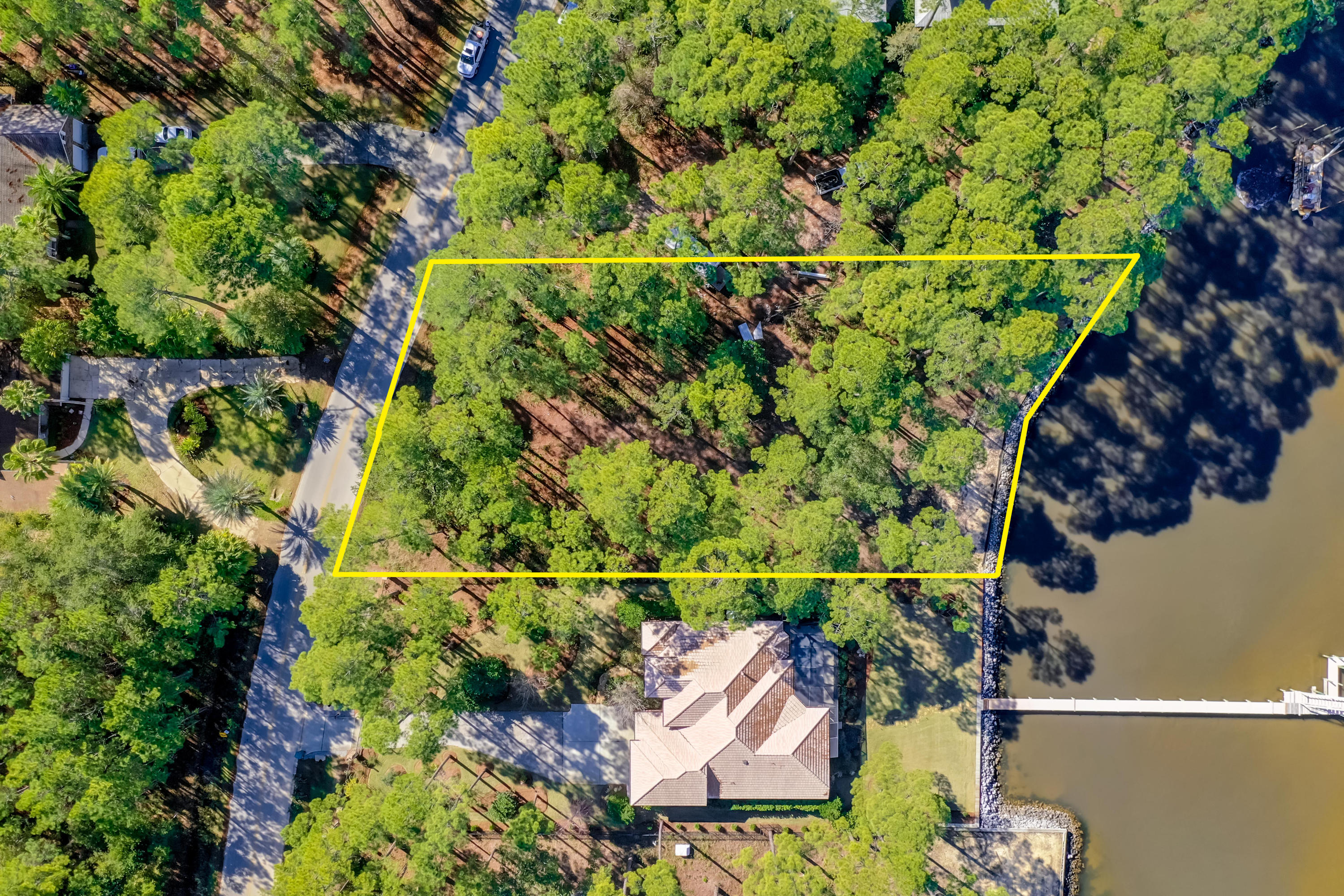 DRIFTWOOD ESTATES - Land