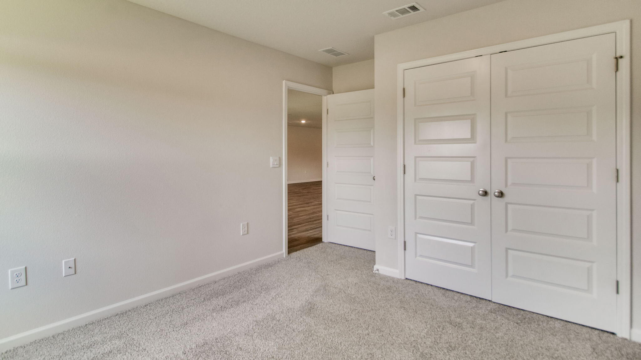 PLANTATION WOODS - Residential