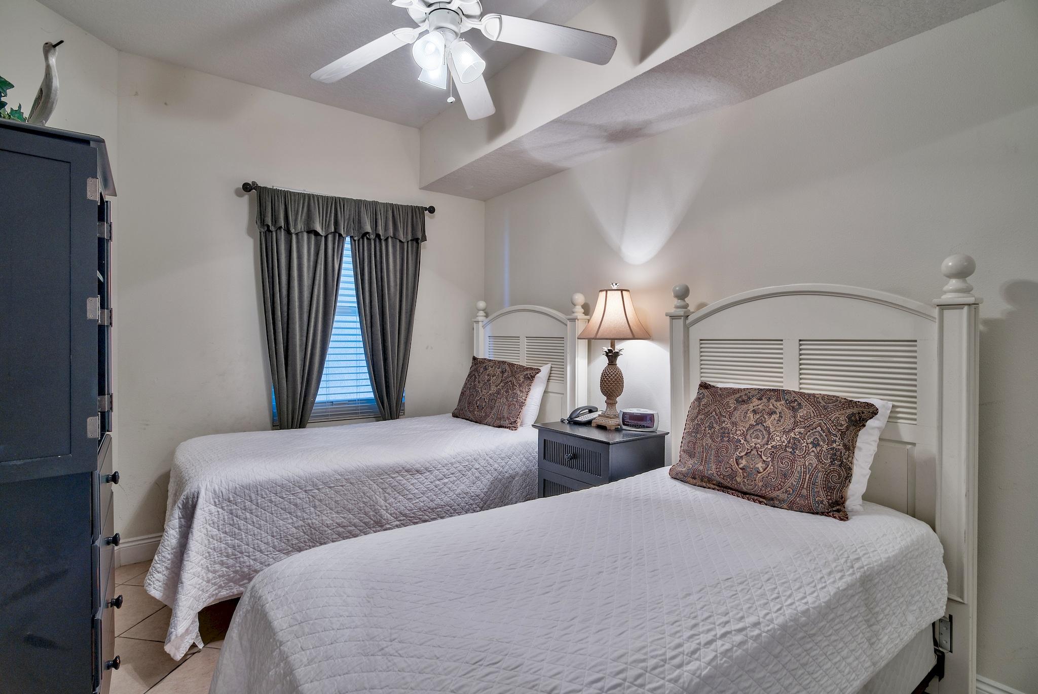 PALAZZO CONDOMINIUMS - Residential