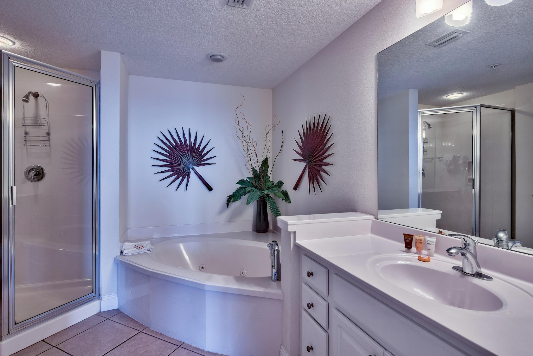 PALAZZO CONDOMINIUMS - Residential