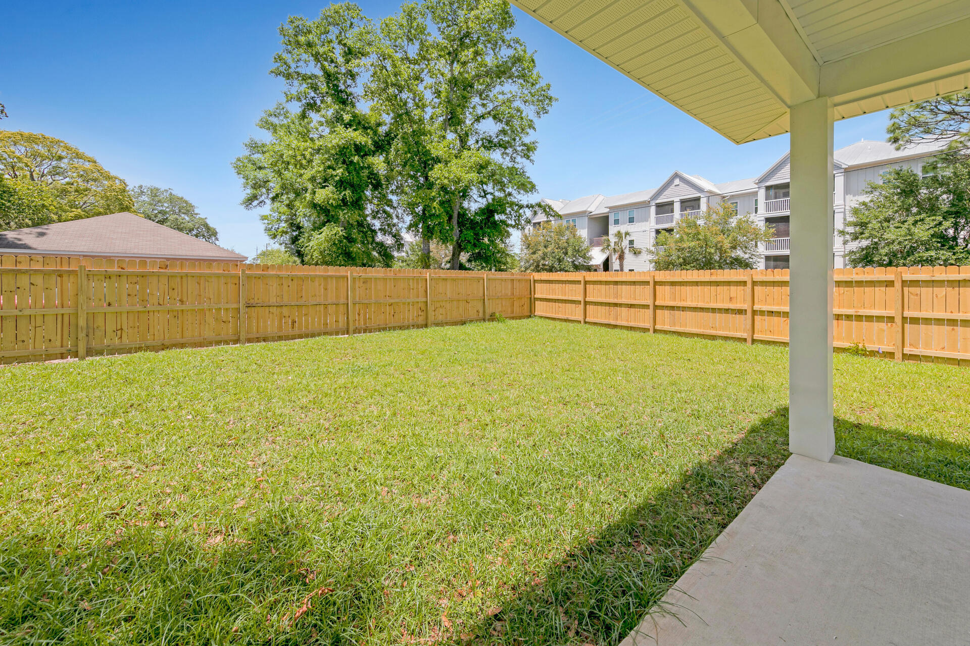 BROOKS ADDN TO FORT WALTON BEACH - Residential