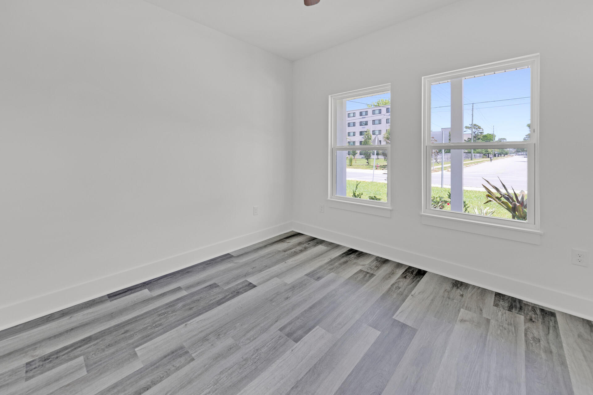 BROOKS ADDN TO FORT WALTON BEACH - Residential