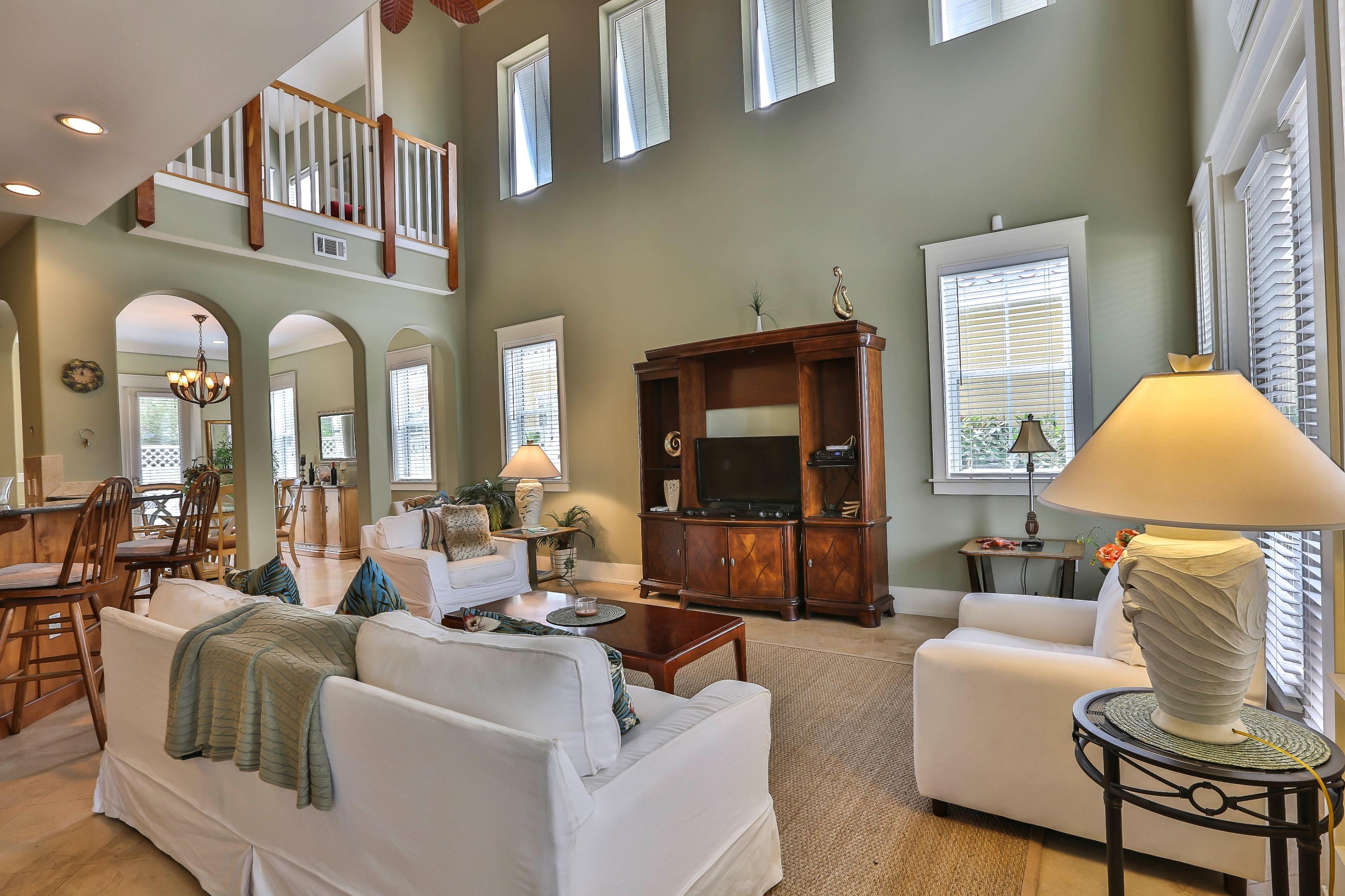 EMERALD WATERS VILLAGE - Residential