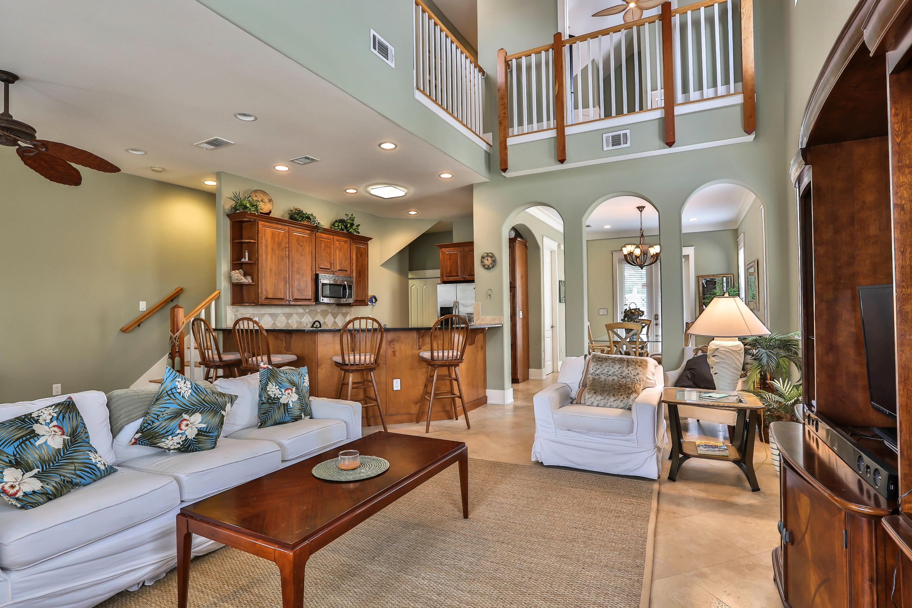 EMERALD WATERS VILLAGE - Residential