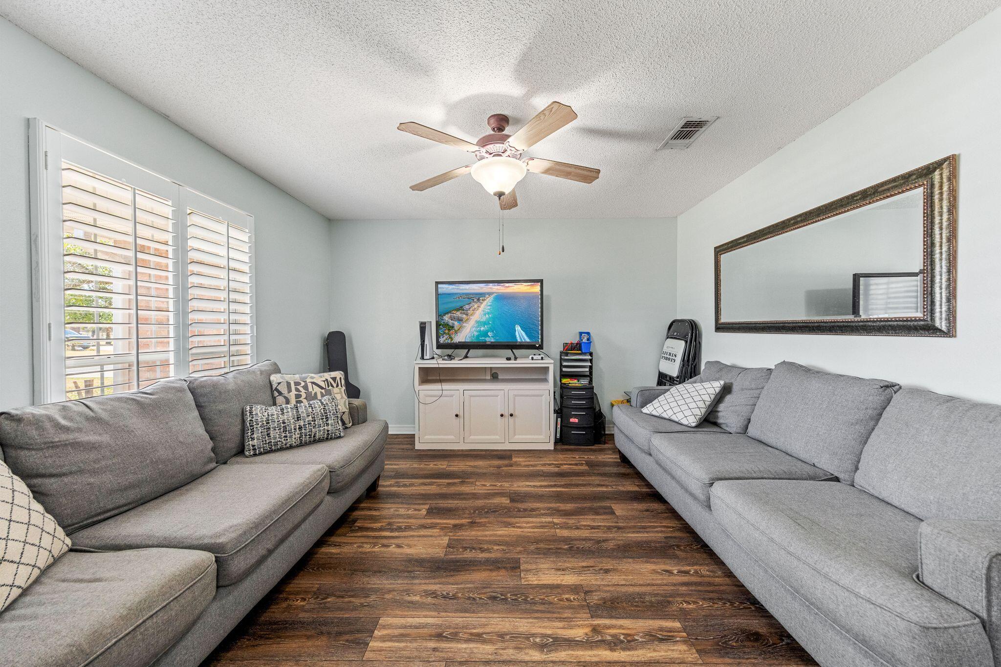 HIDDEN CREEK ESTATES AT HOLLEY BY THE SEA - Residential