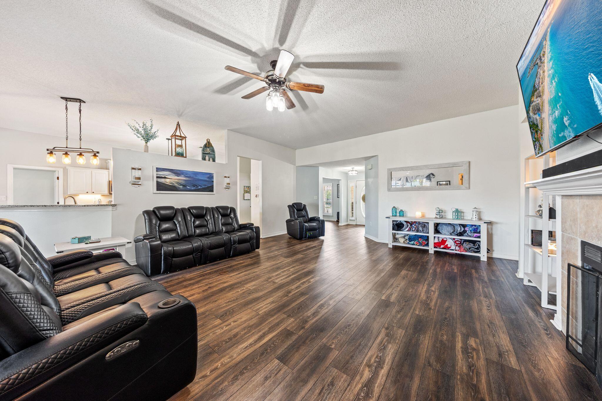 HIDDEN CREEK ESTATES AT HOLLEY BY THE SEA - Residential