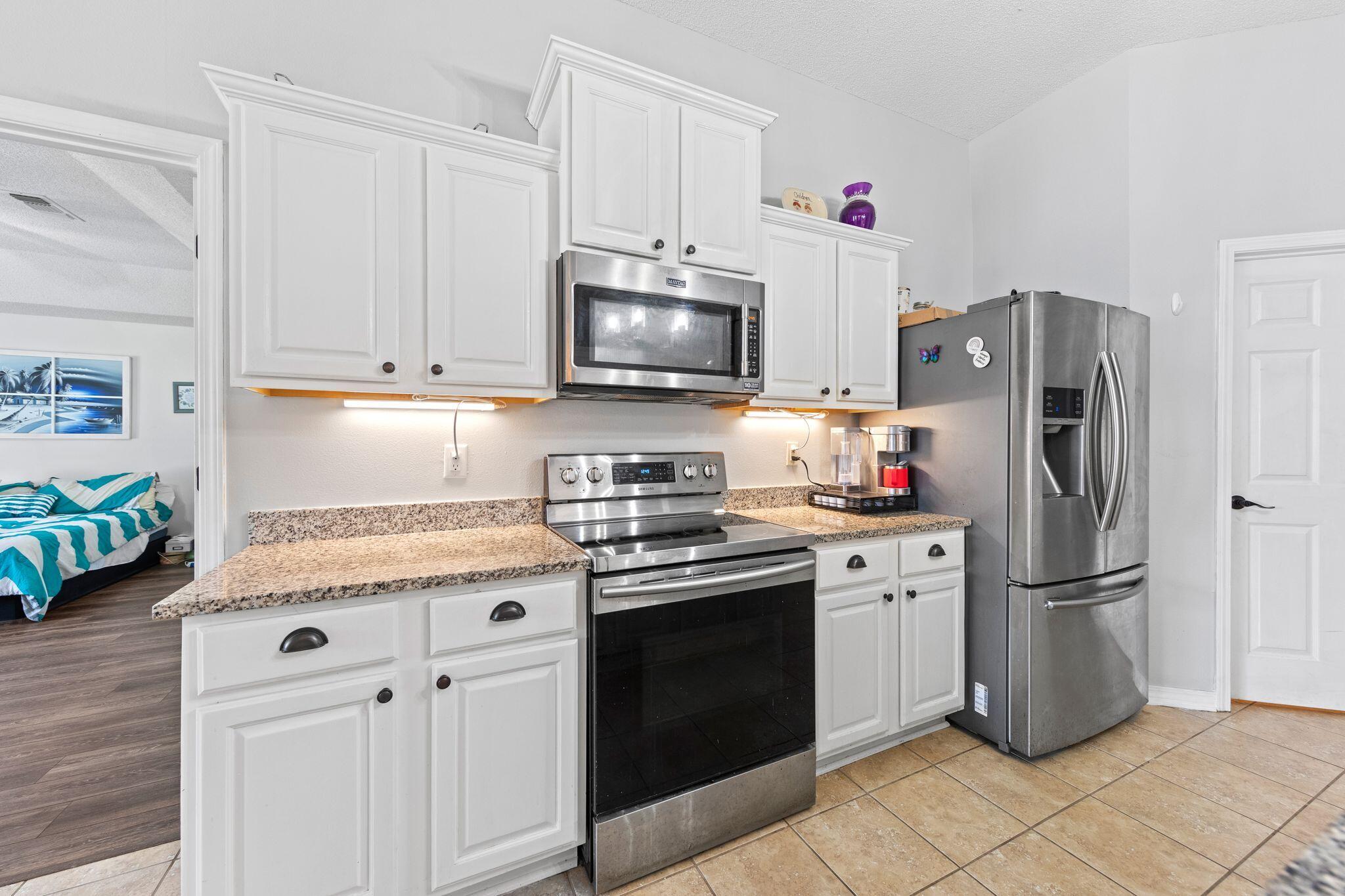 HIDDEN CREEK ESTATES AT HOLLEY BY THE SEA - Residential