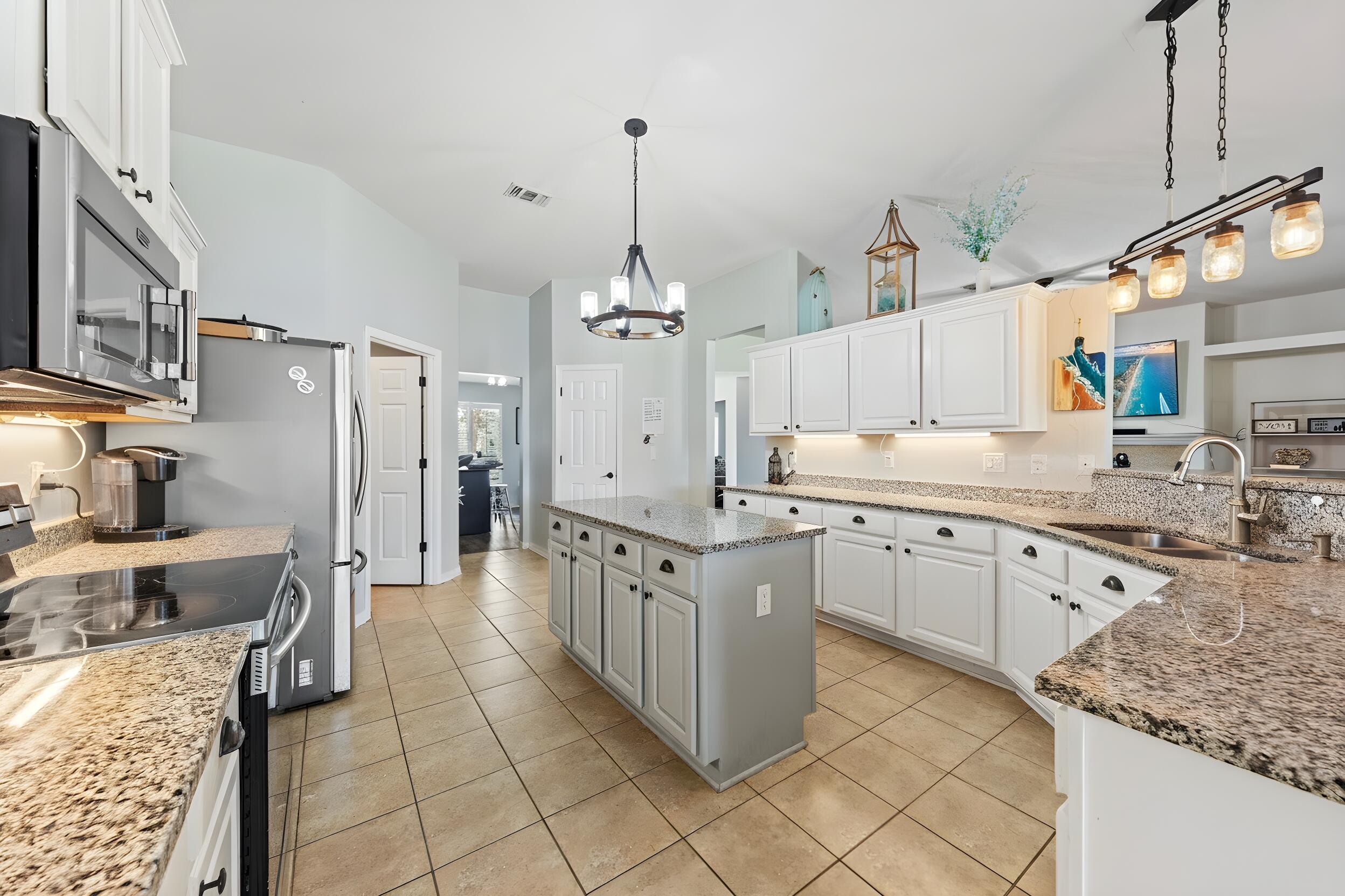 HIDDEN CREEK ESTATES AT HOLLEY BY THE SEA - Residential