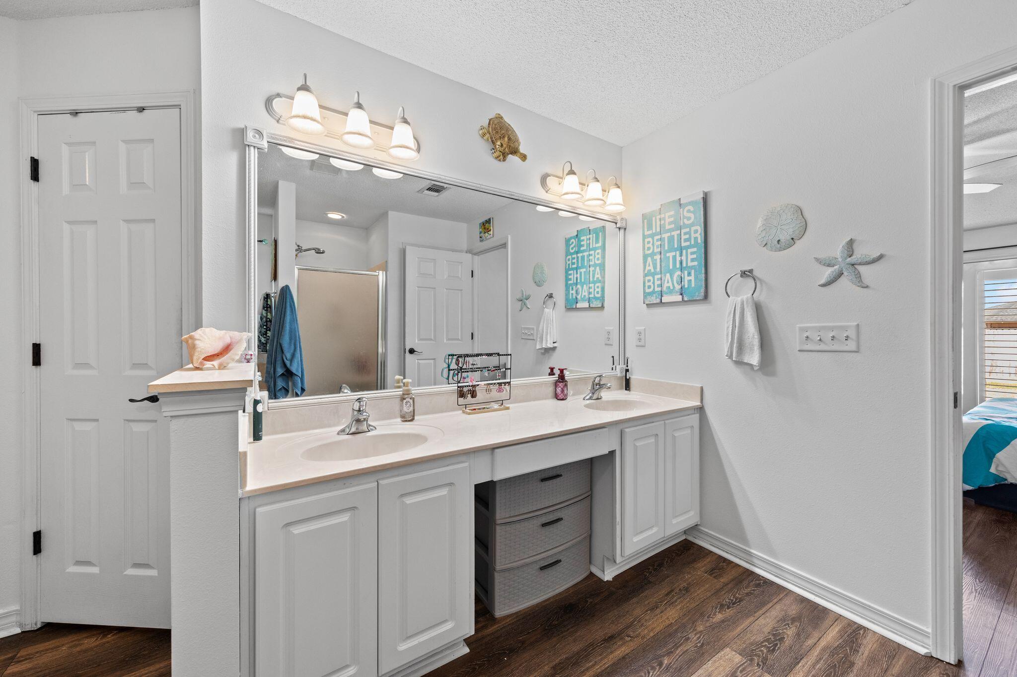 HIDDEN CREEK ESTATES AT HOLLEY BY THE SEA - Residential