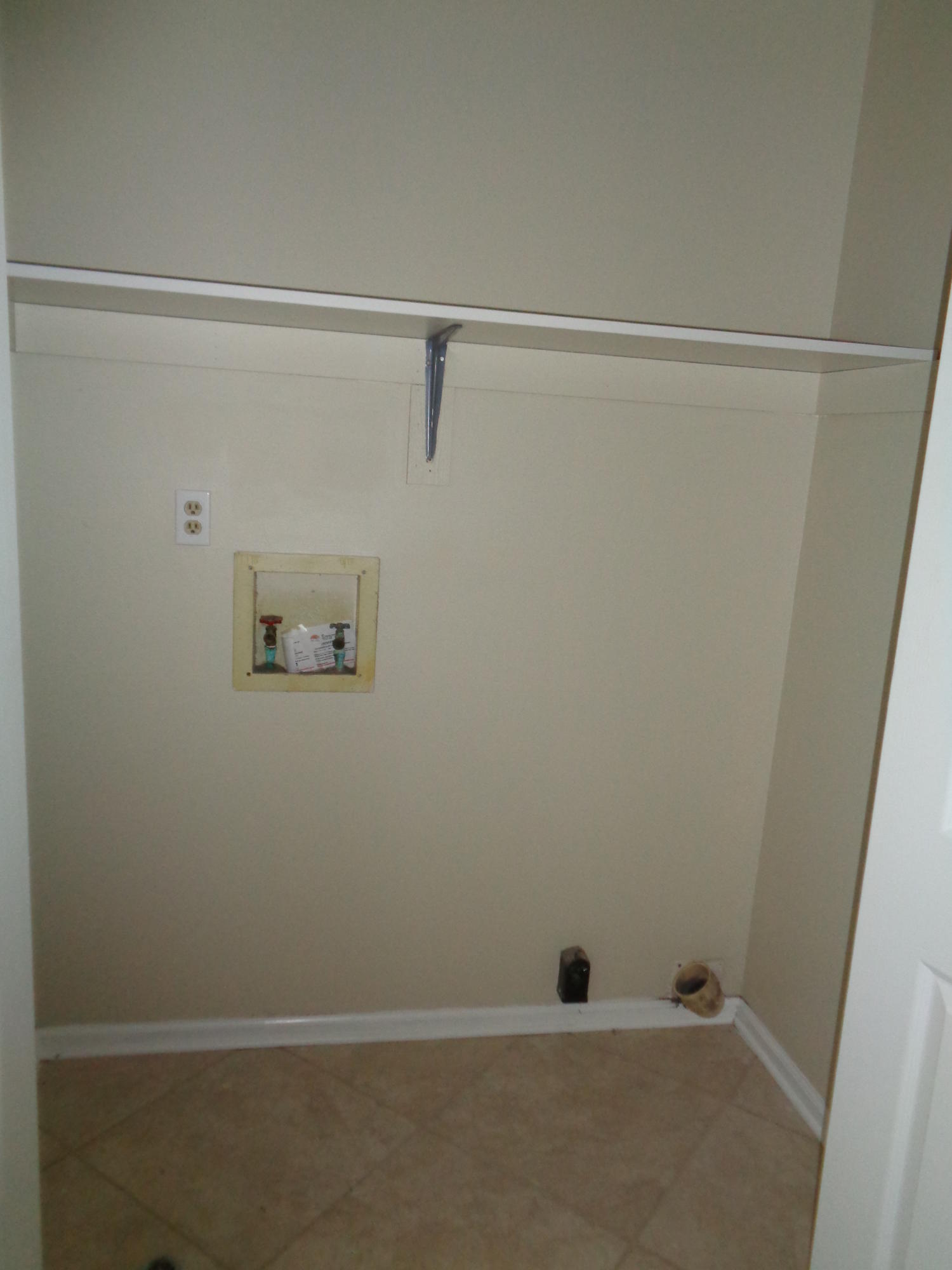 CLOVERDALE LAKE PH 2 - Residential