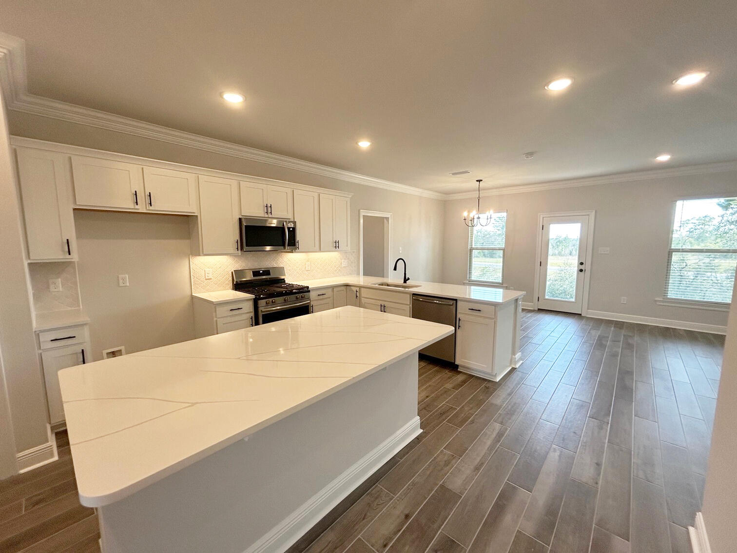 THE BLUFFS AT LAFAYETTE - Residential